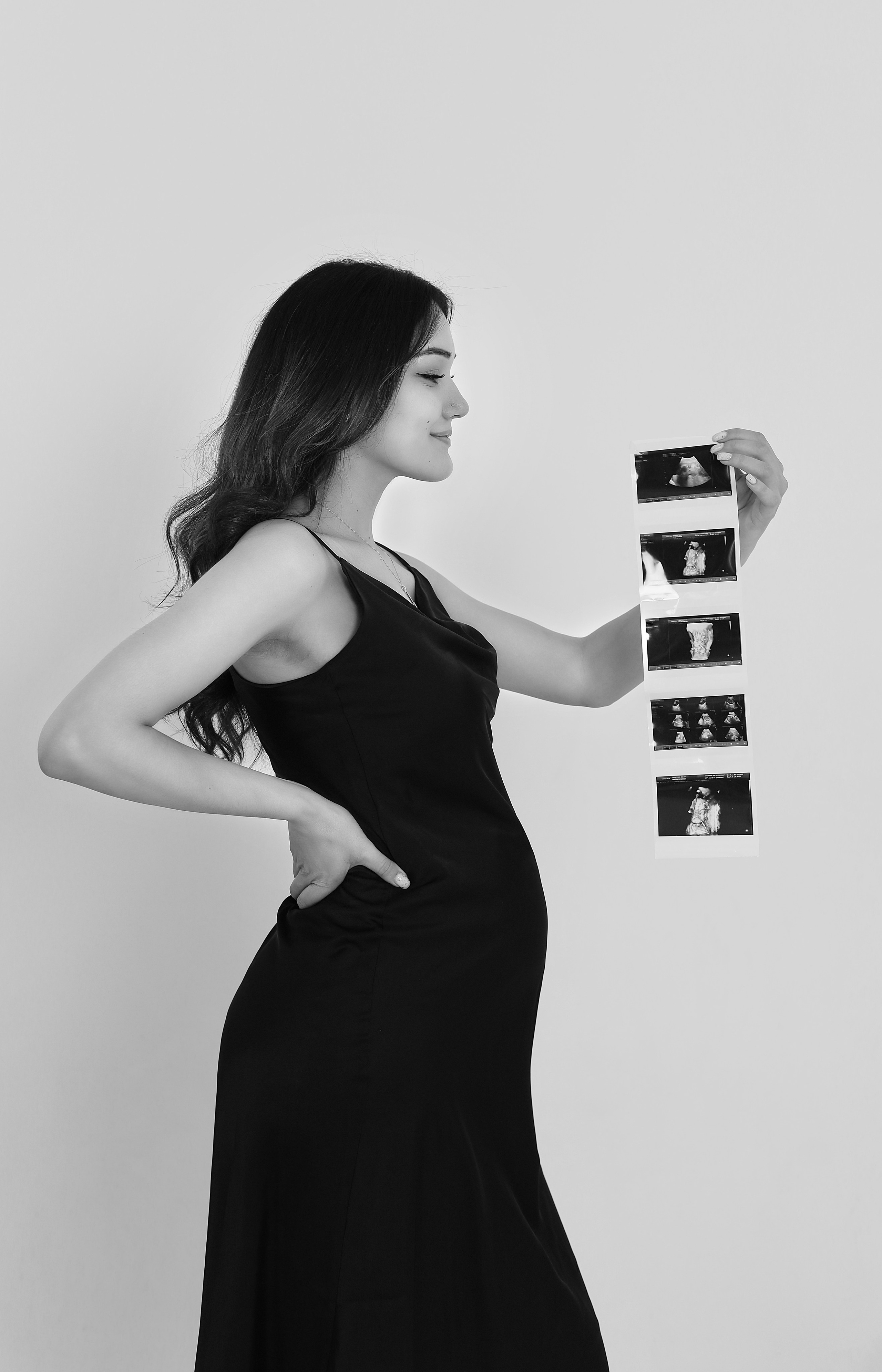 Профессиональная фотосессия беременности в студии и на природе. Фотограф Мария Дрогунова