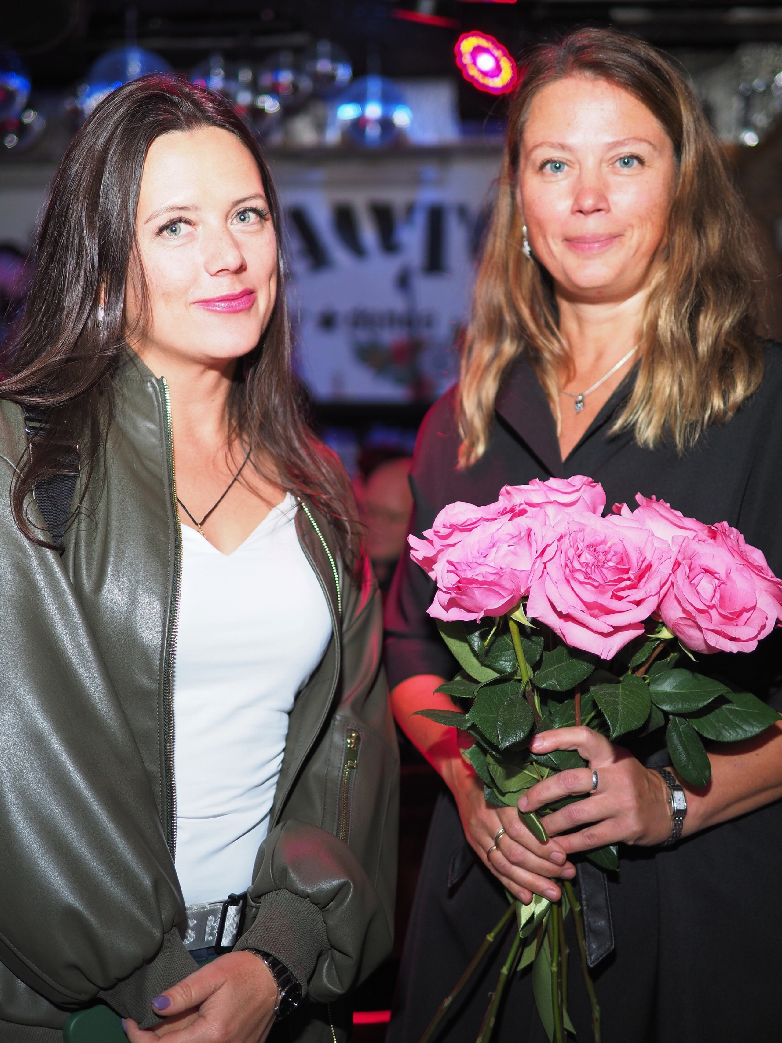 DeFaqto 01.10.2024. Московская кавер-группа BankBand