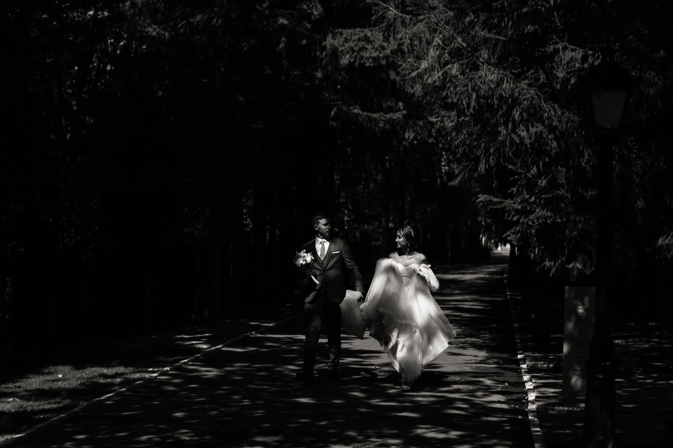 Свадебный фотограф Уфа — Руслан ГабдлисламовЖивые эмоции, красивые кадры, воспоминания на всю жизнь.Работаю по всей Республике Башкортоста. Свадебный фотограф Уфа Руслан Габдлисламов