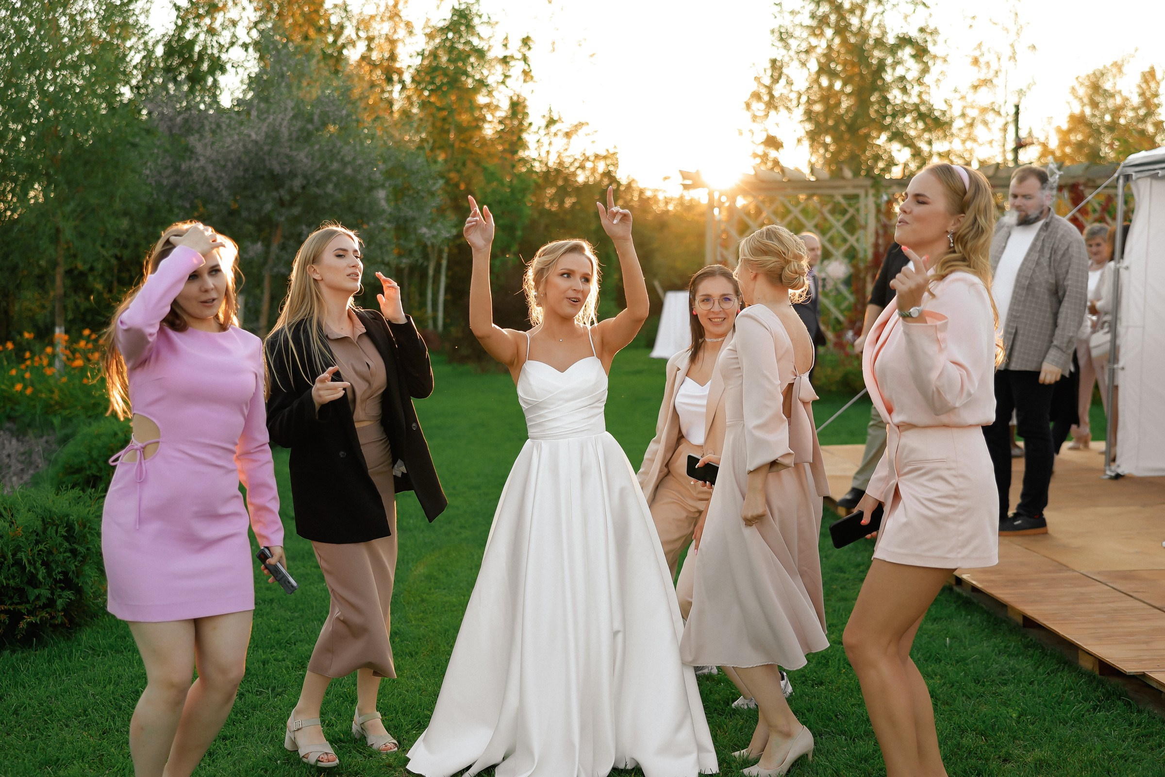 Мария и Роман. 2023. Свадебный фотограф Великий Новгород Станислав Кособудский