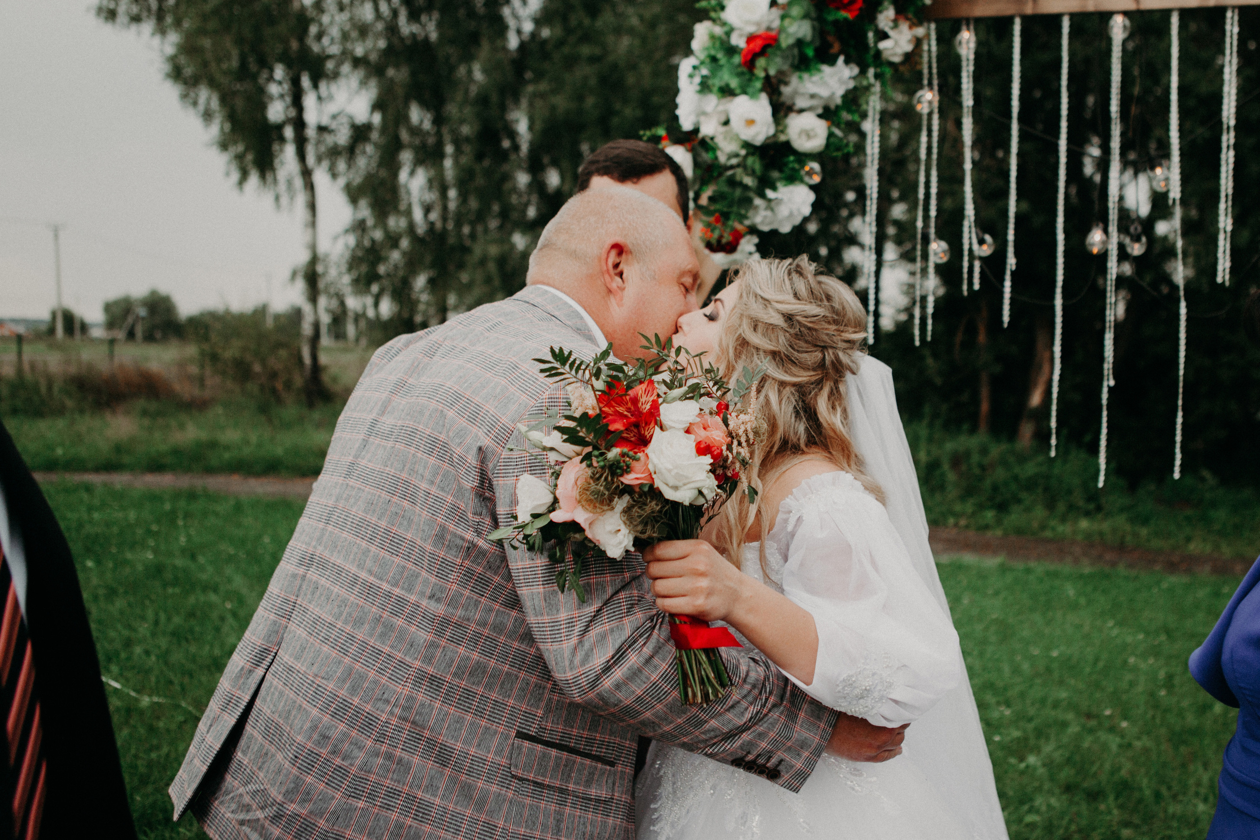 Выездная регистрация база отдыха Иволга Калужская область. Свадебное фото и видео Москва Кристина Музыка