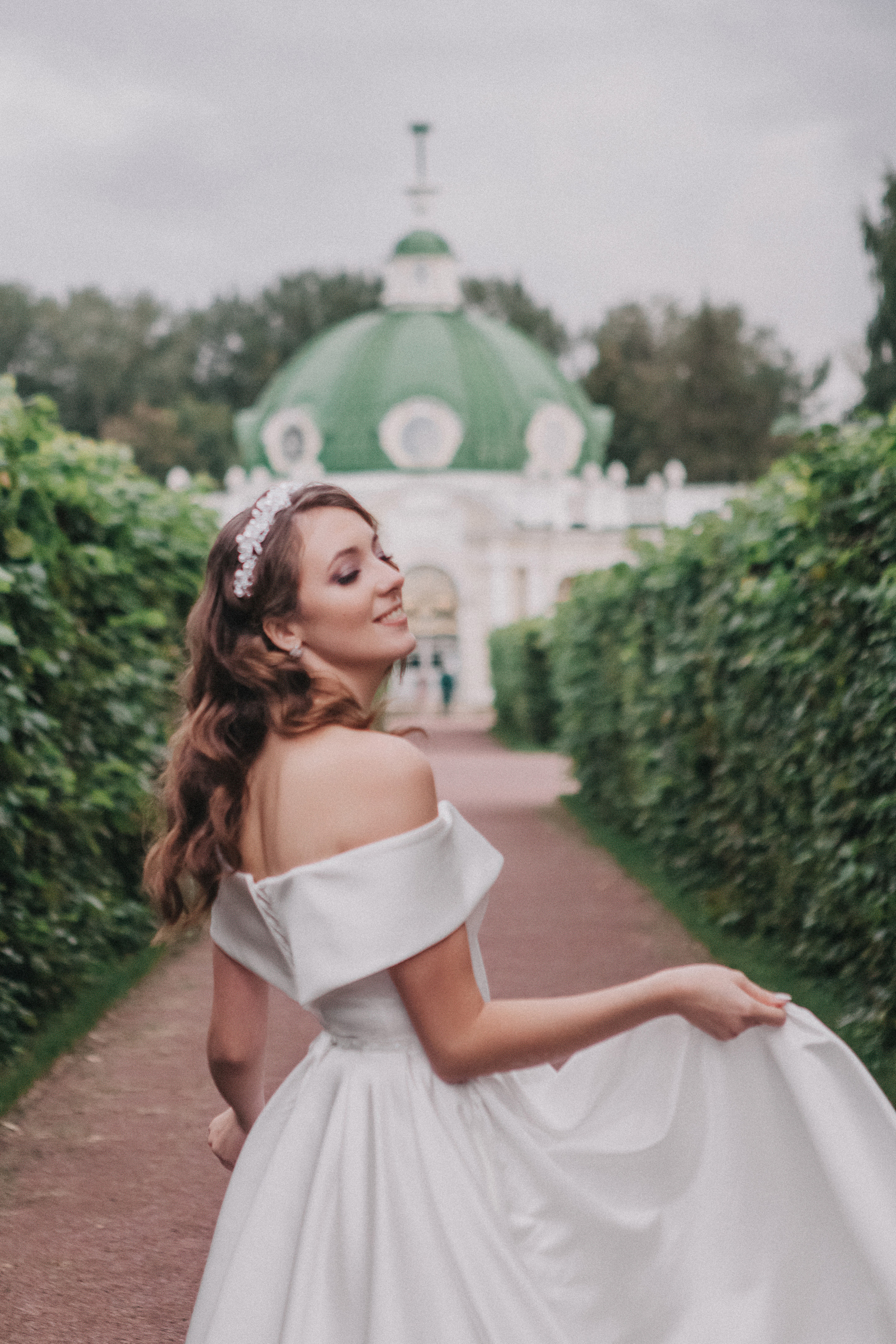 Свадебная прогулка в Кусково. Свадебное фото и видео Москва Кристина Музыка