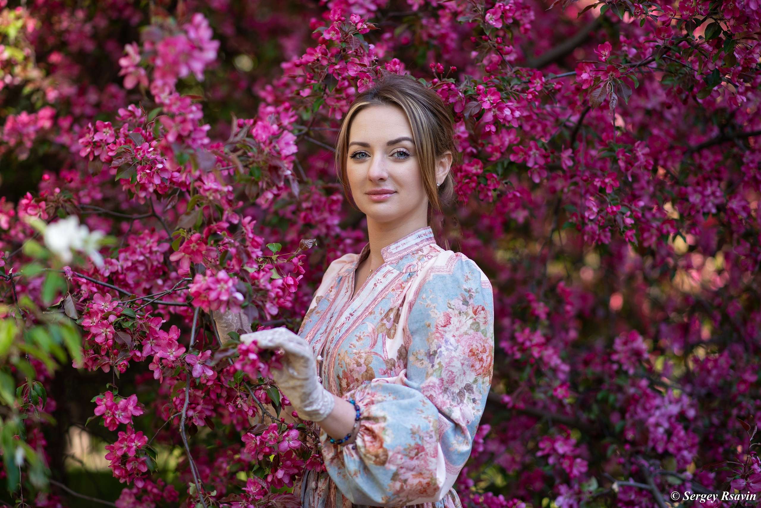 В яблоневом саду. Фотограф в Москве Сергей Рсавин