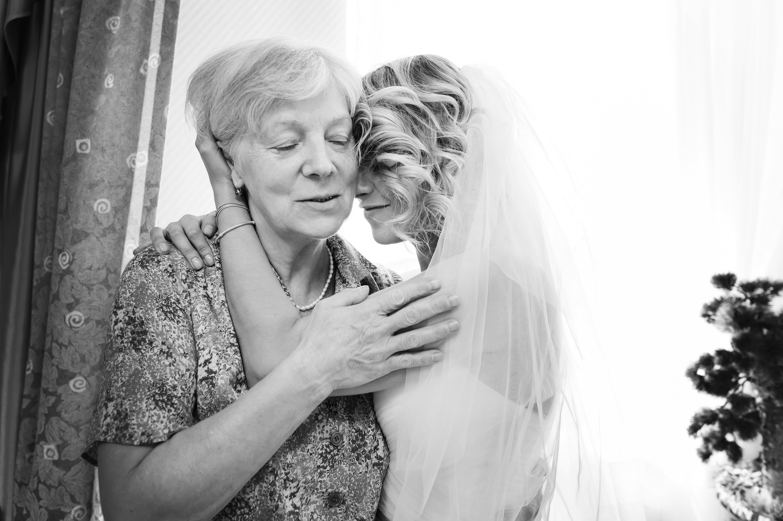 Саша и Катя. Репортажный, семейный и детский фотограф в Пензе и Заречном Арина Ермилова. Картины барельеф на заказ