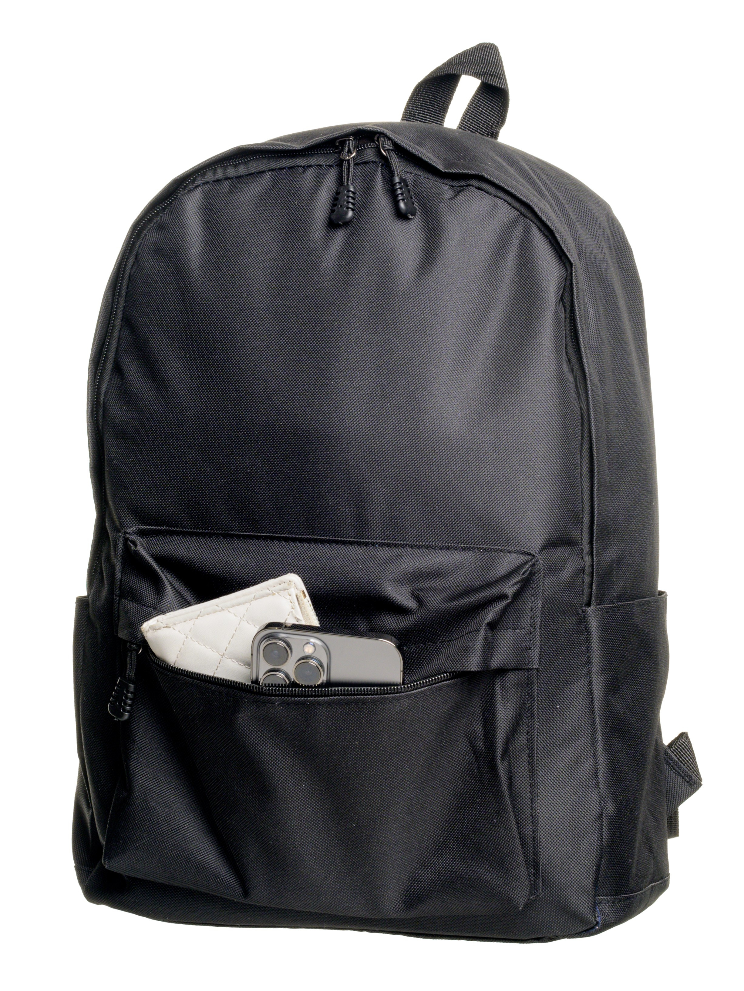 Backpack. Fotograf Dmitrii Donets