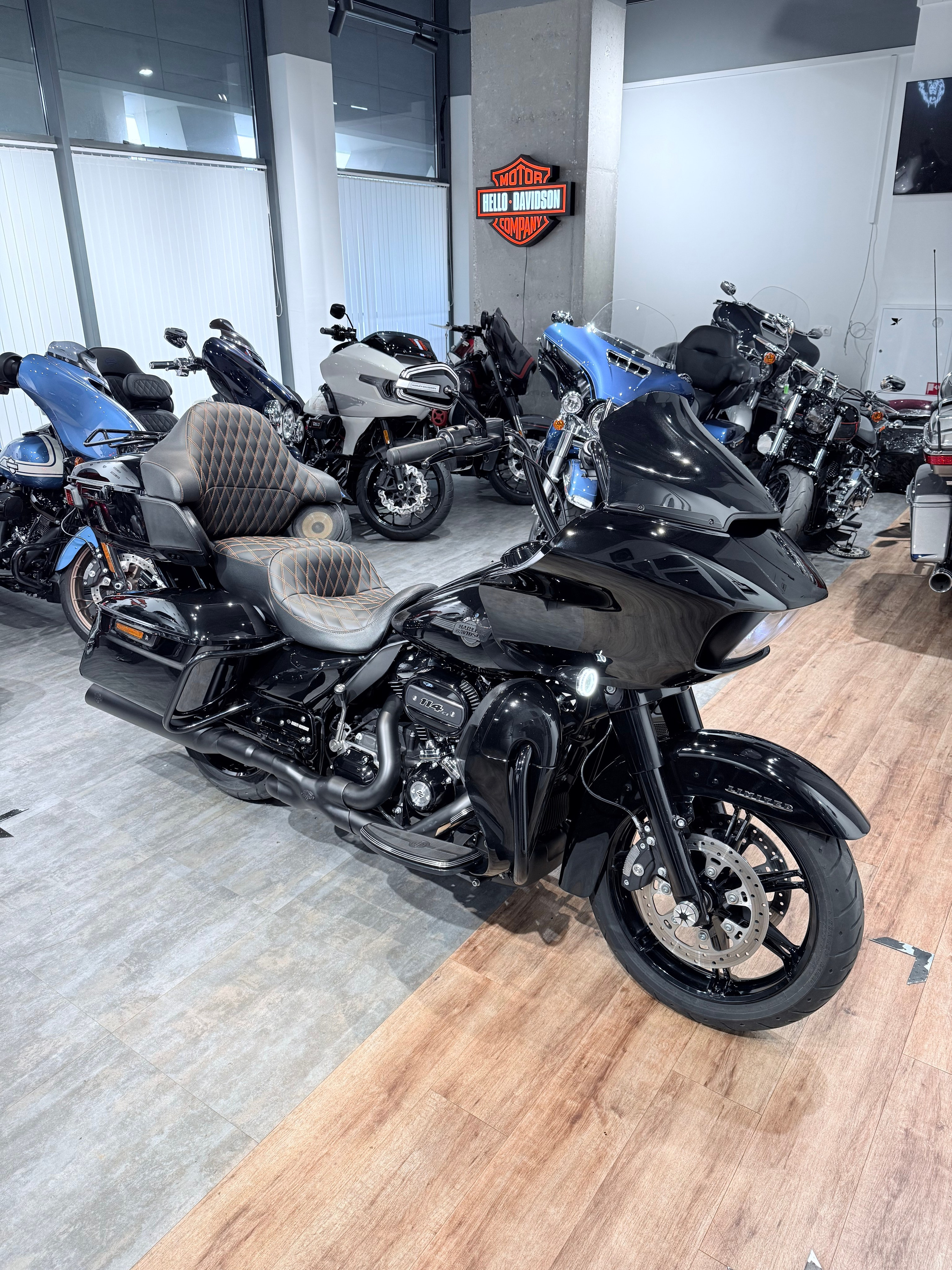 2023 Road Glide Limited. Hello Davidson, Москва. Только хорошие мотоциклы…