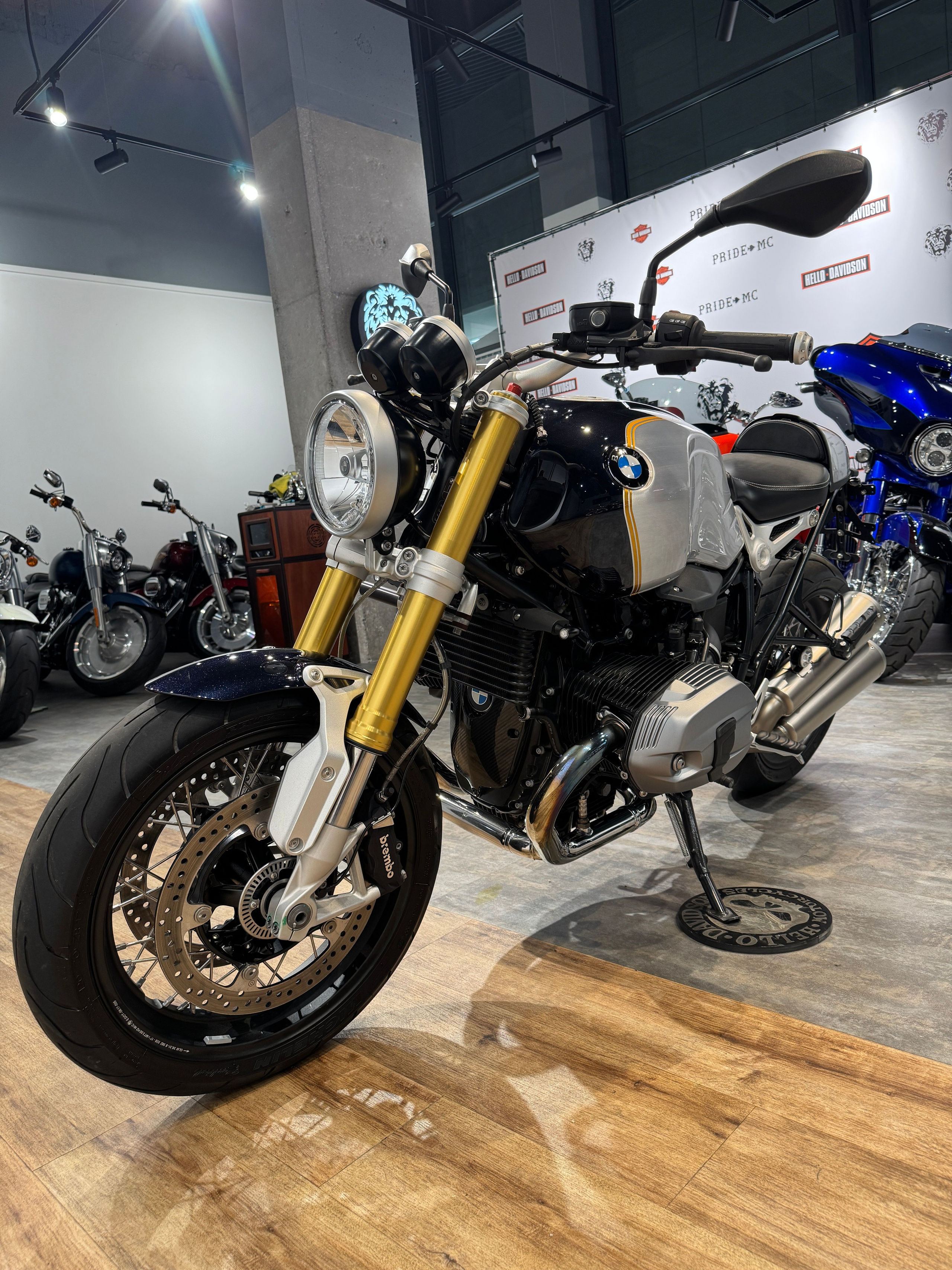 Мотоциклы Harley-Davidson BMW R Nine T (Option 719) — купить мотоцикл. Hello Davidson, Москва. Только хорошие мотоциклы…