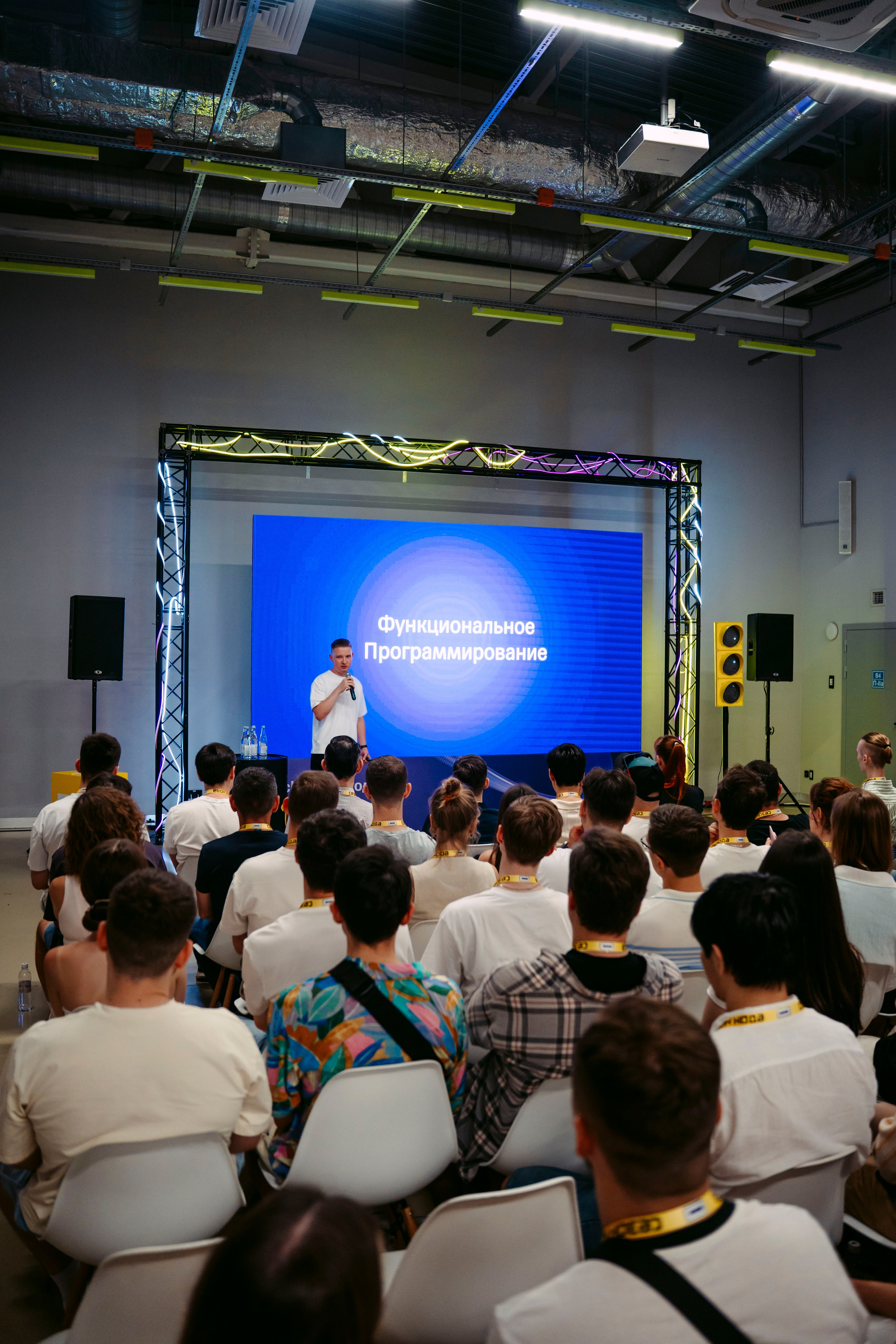 Т-Банк. Сезон кода / 2025. Саша Копылов, фотограф в Казани