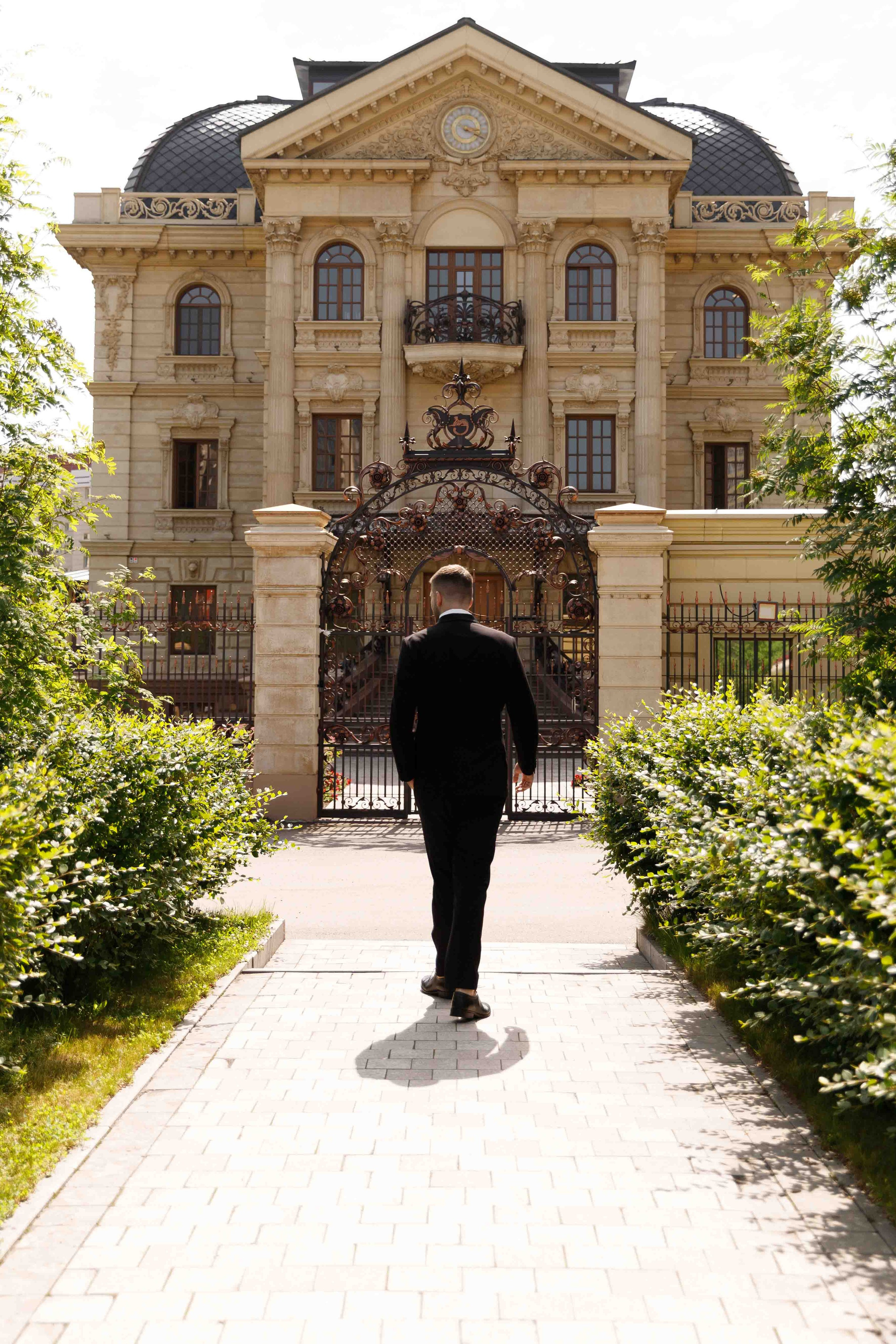 Принц и принцесса. Свадебный фотограф Марьям Сайфулина г. Красноярск