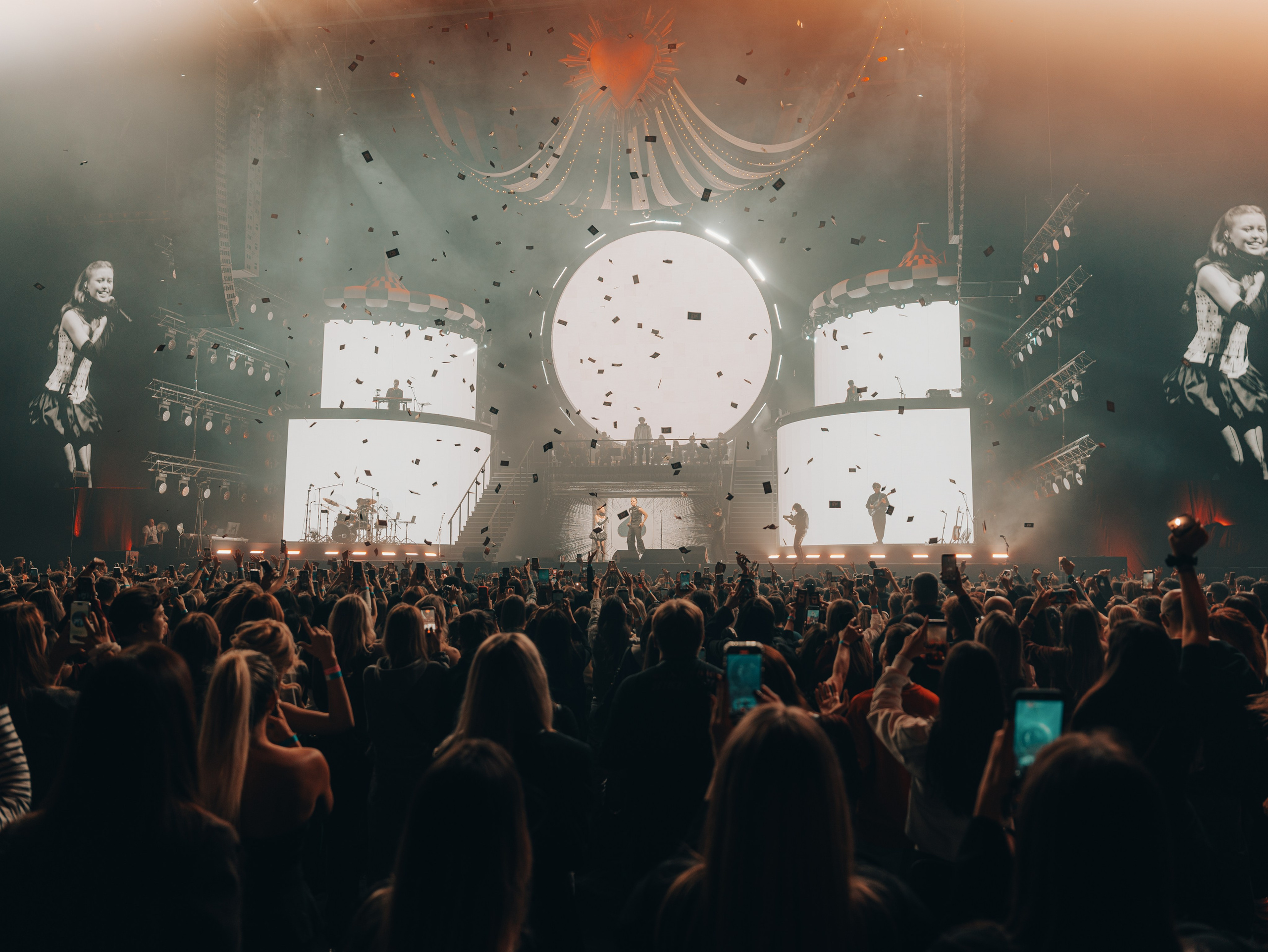 Ваня Дмитриенко. Фотограф Ксения Калюжная