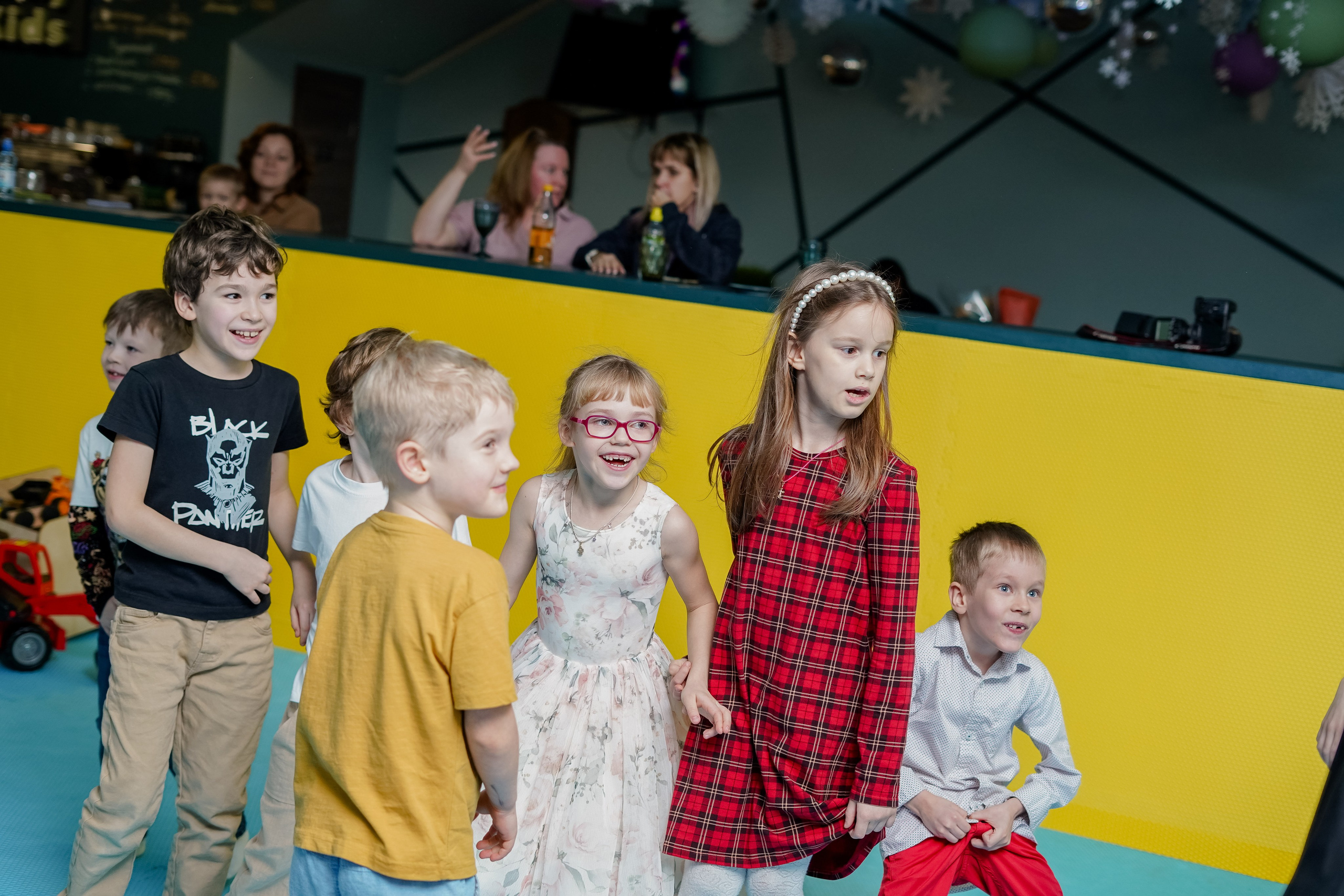 Праздники и дни рождения. Студия детской фотографии CHIK STUDIO