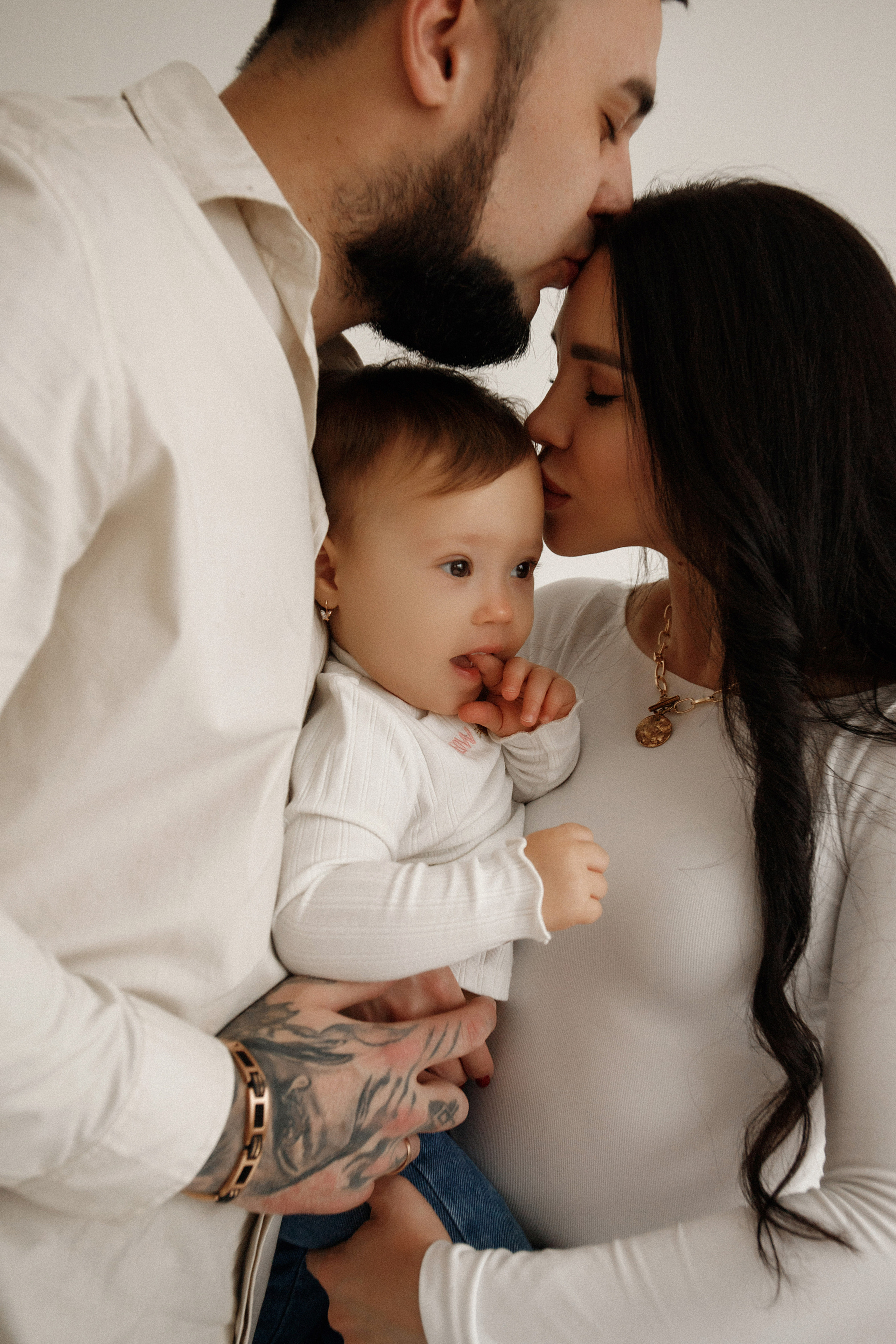 Мия и ее семья. Фотограф беременности и материнства Аделя Юсупова