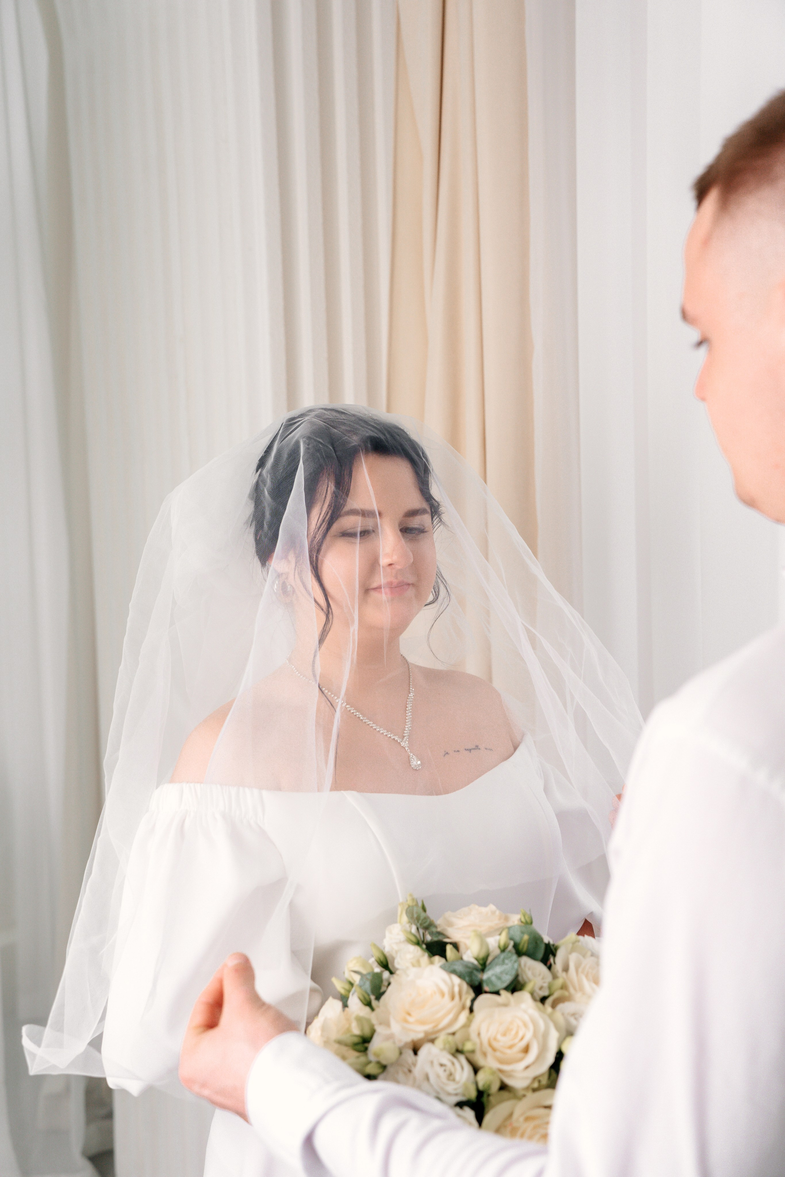 Студийная свадебная история любви. Ваш семейный фотограф в Минске — Вика Трегубова