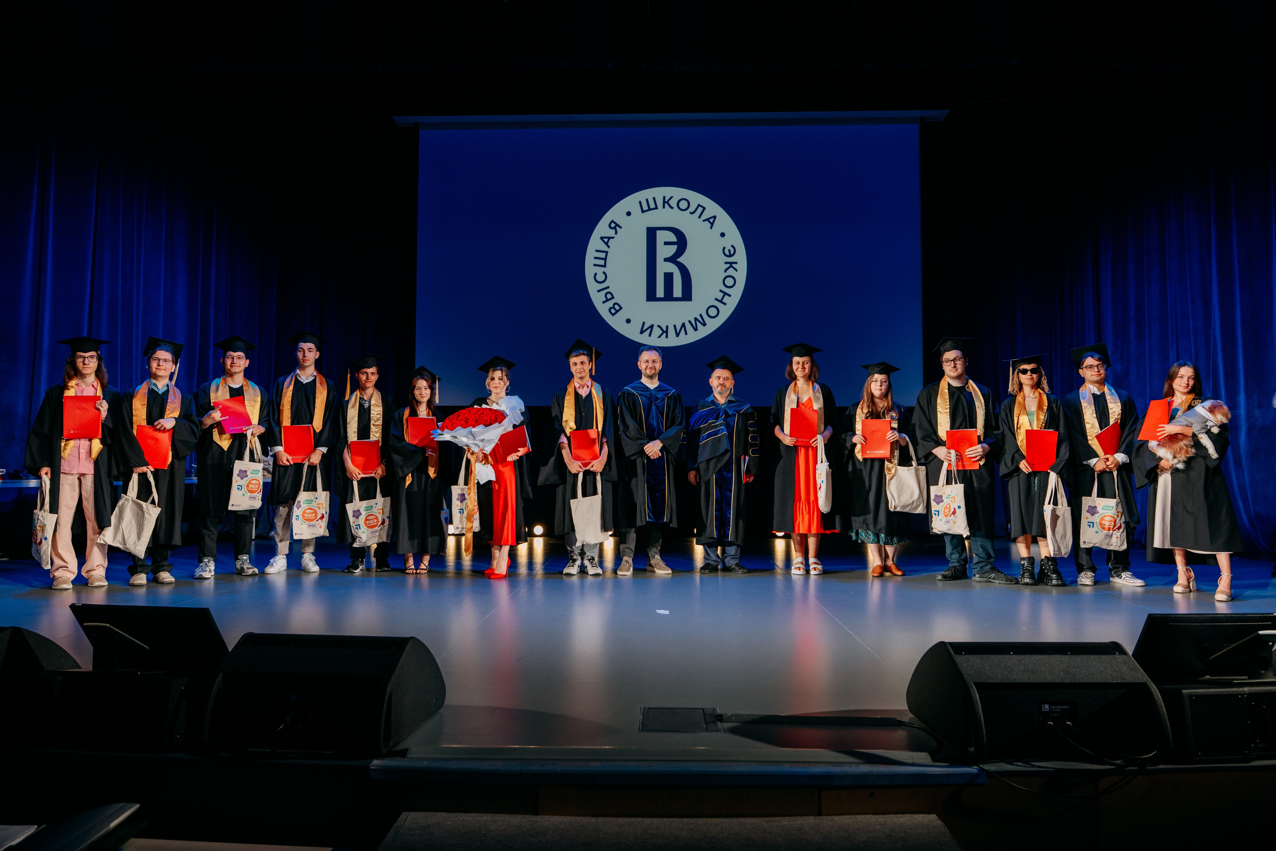 Вручение дипломов. Фото и видео съемка. Андрей Ионов