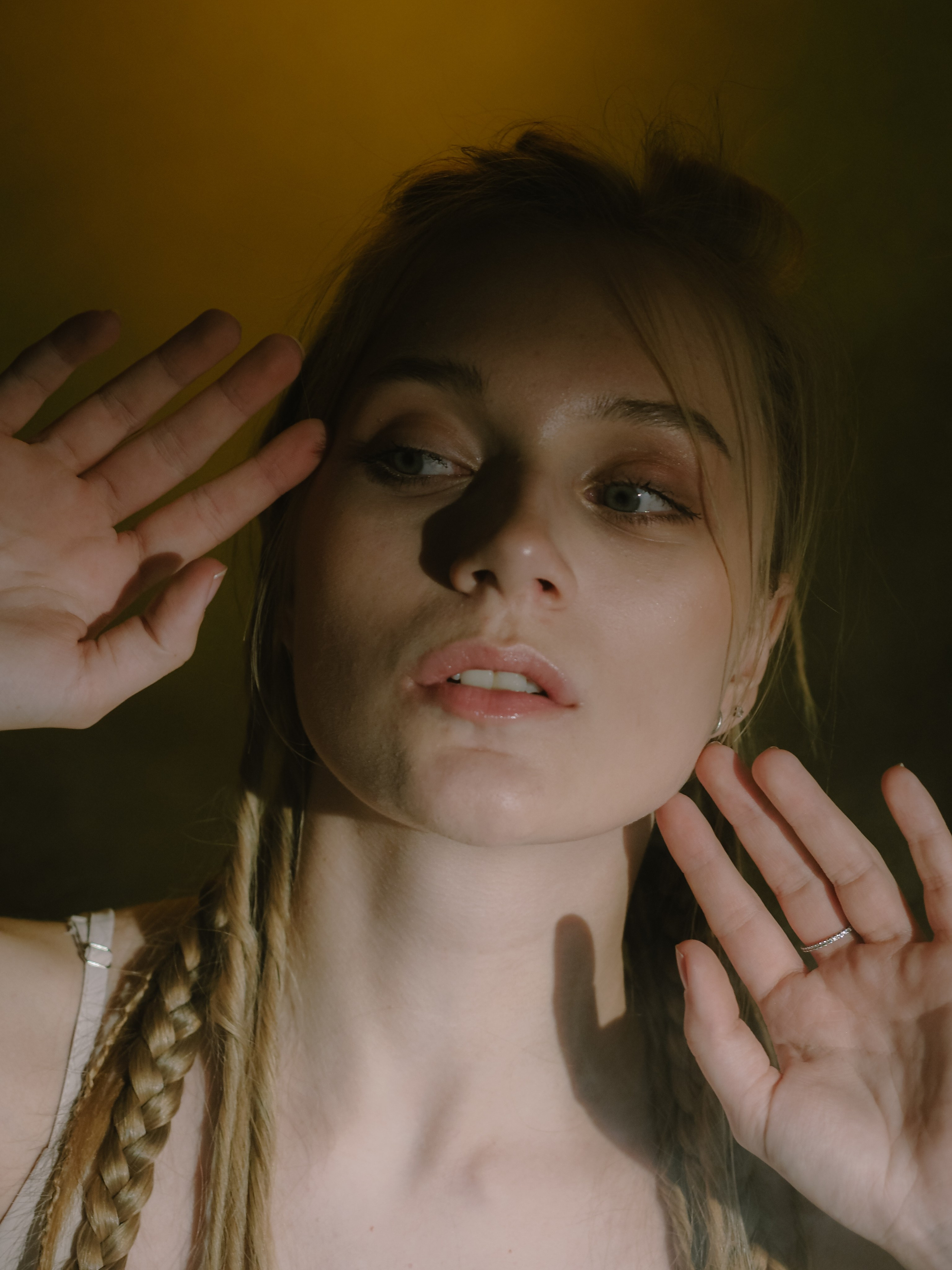 Студийный свет — дым. Фотограф Рязань. Семейный Свадебный фотограф