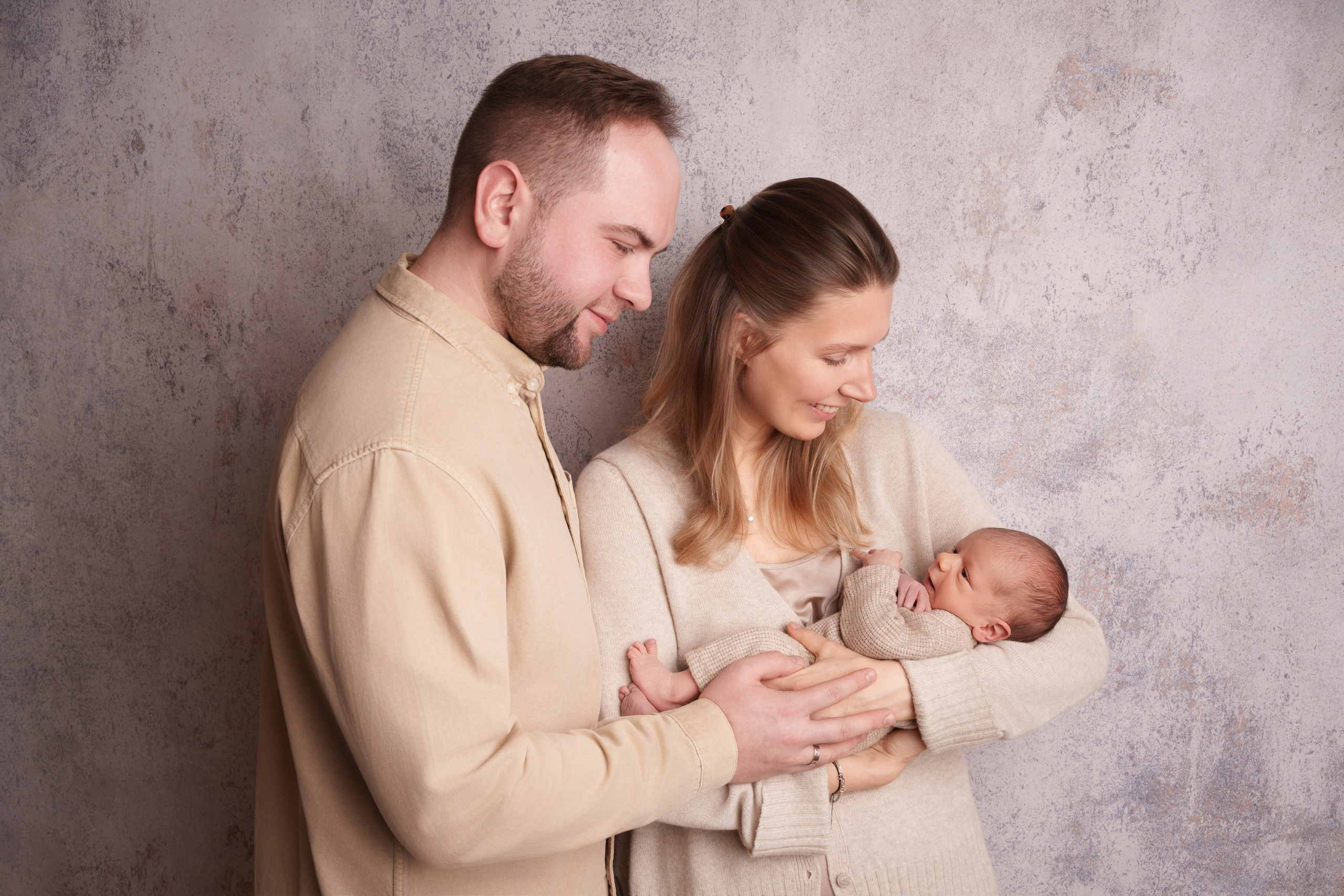 Семейные фотосессии с новорожденными | Трогательные кадры малышей и их близких в Москве и МО. Фотосессия новорожденных в Москве и Московской области | Профессиональный фотограф newborn — Татьяна Иванова