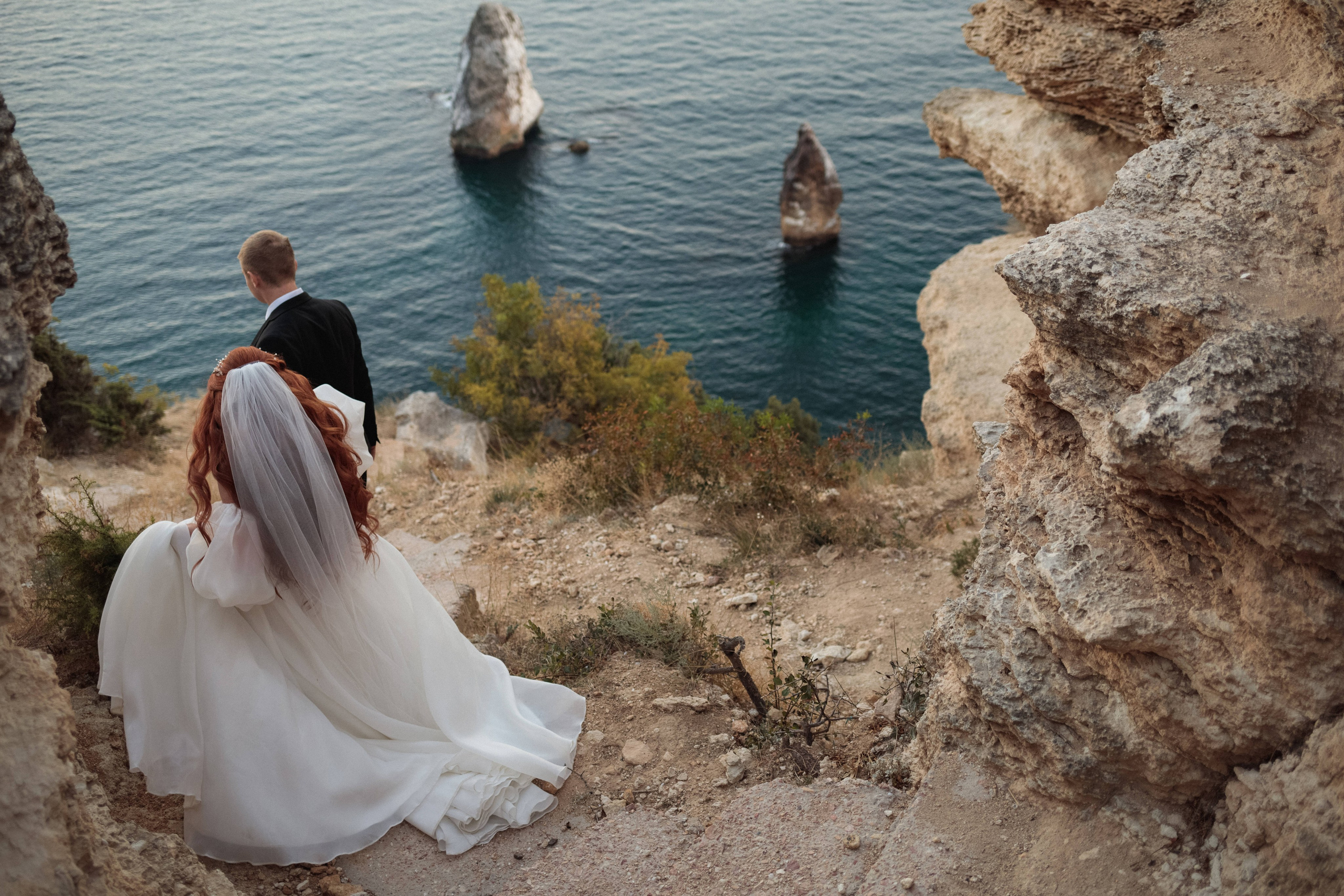 «Закат на Фиоленте: начало вечной любви Надежды и Александра в кадре». Свадебный фотограф Мироманов Николай в Крыму