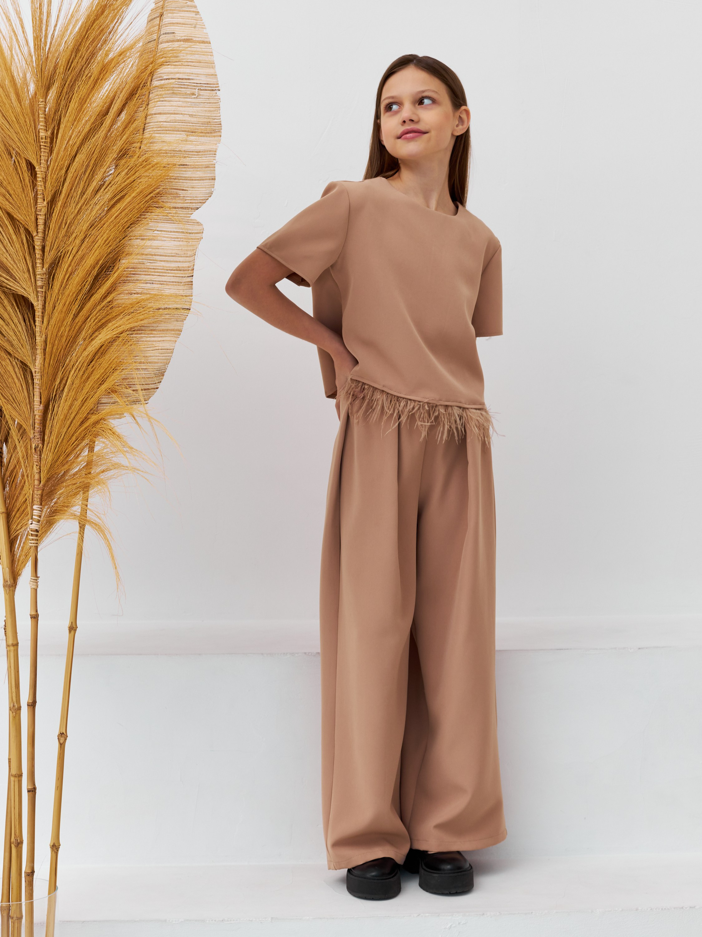 Фотосъемка детских новогодних костюмов Екатеринбург Wildberries ВБ Ozon Озон фотосессия детей Екб заказать цена фотосъемка товара WB карнава. Фотограф Екатеринбург Анастасия Жерновская | Маркетплейсы и нейрофото