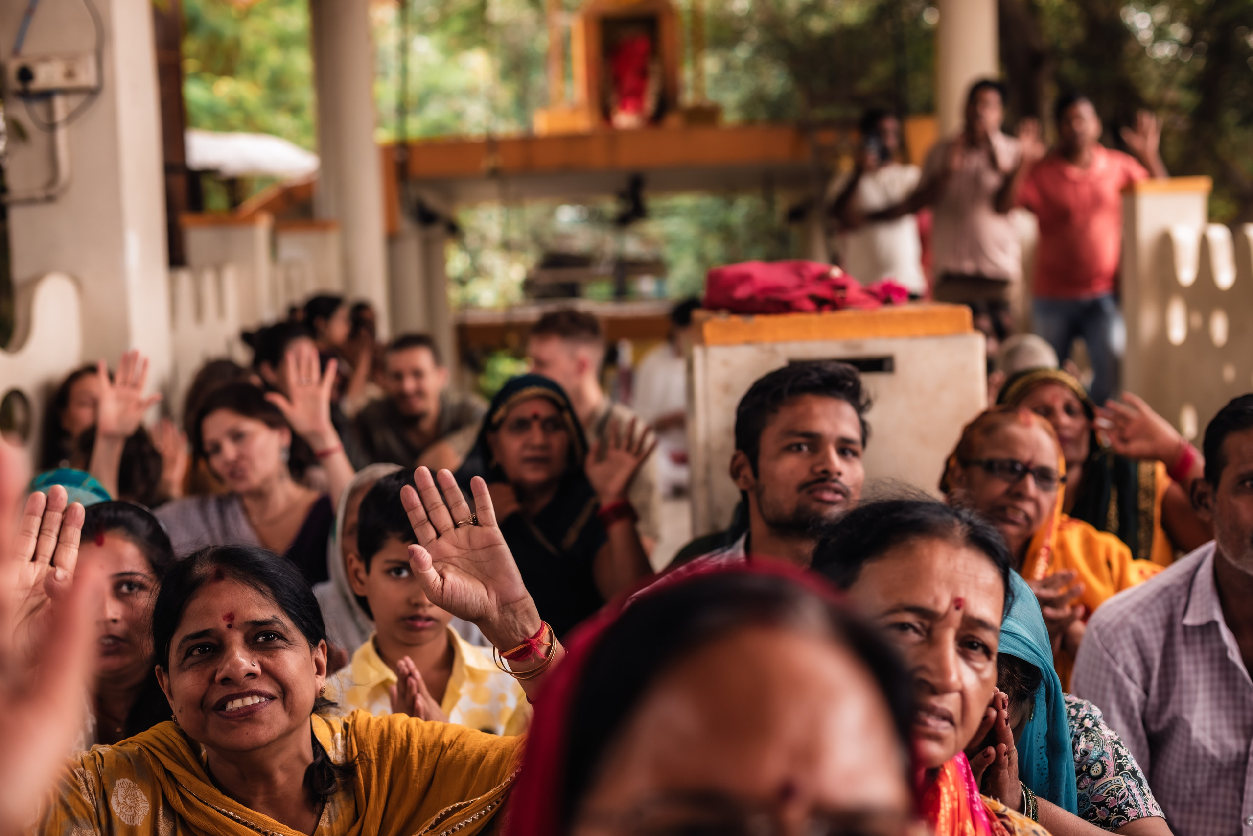 Abhisheka Devraha Baba on Sri Devdas ji maharaj bd. Mariam Bagdasaryan