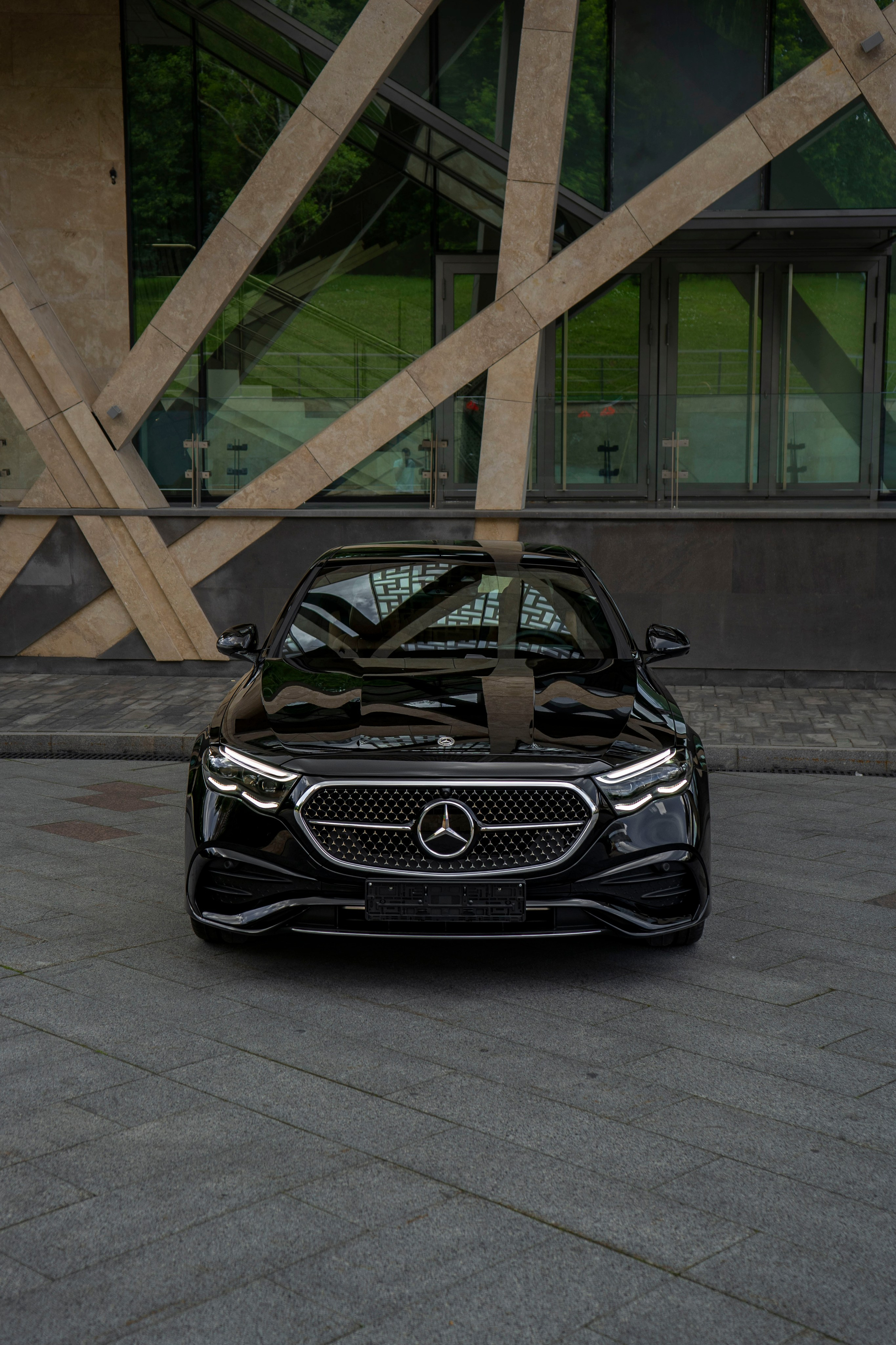 Mercedes-Benz E-class (E300). Автомобильный фотограф Ногинск Денис Городок