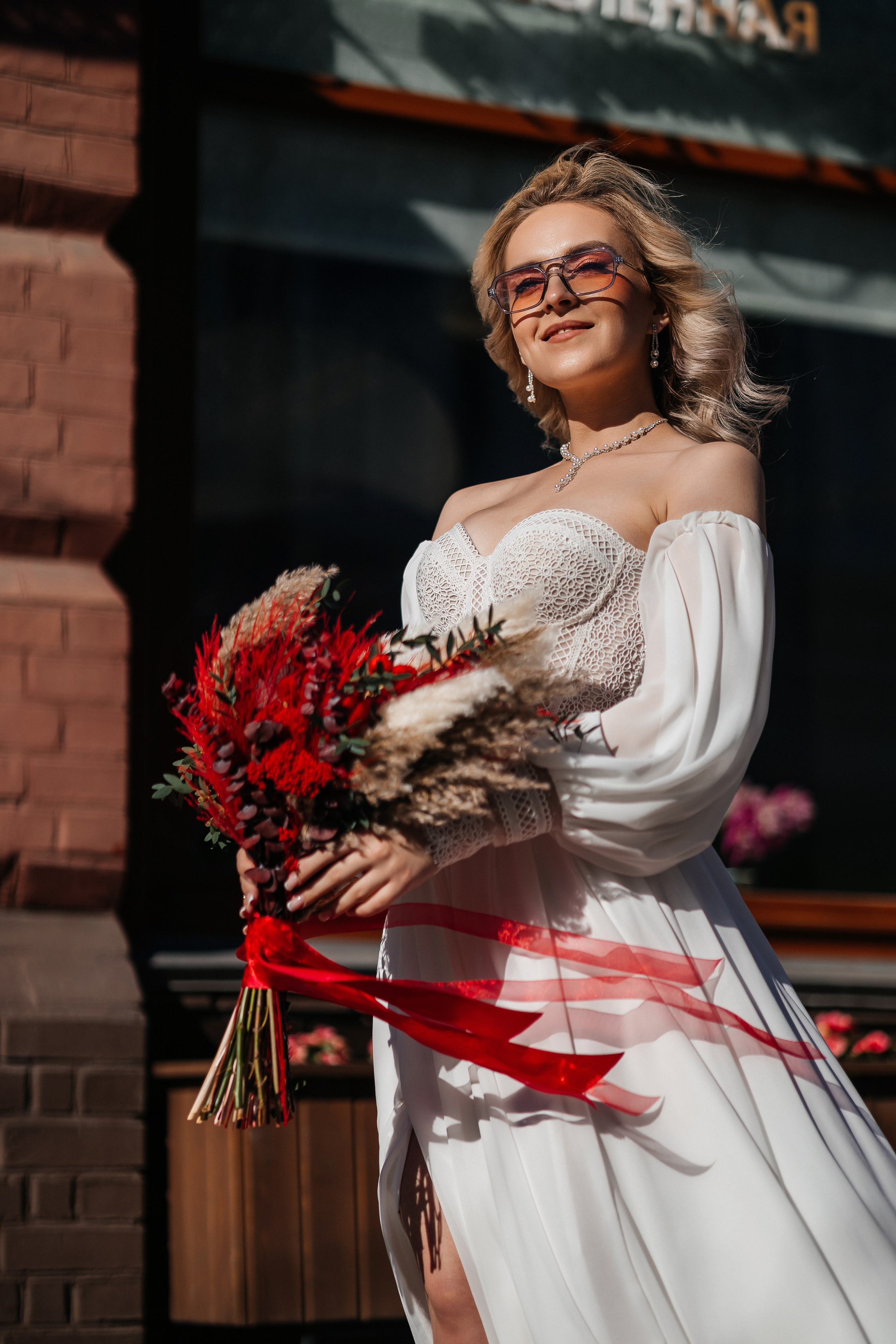 Грандиозное свадебное событие в уютном ресторане. Олег Сверчков | Свадебный фотограф Вологда