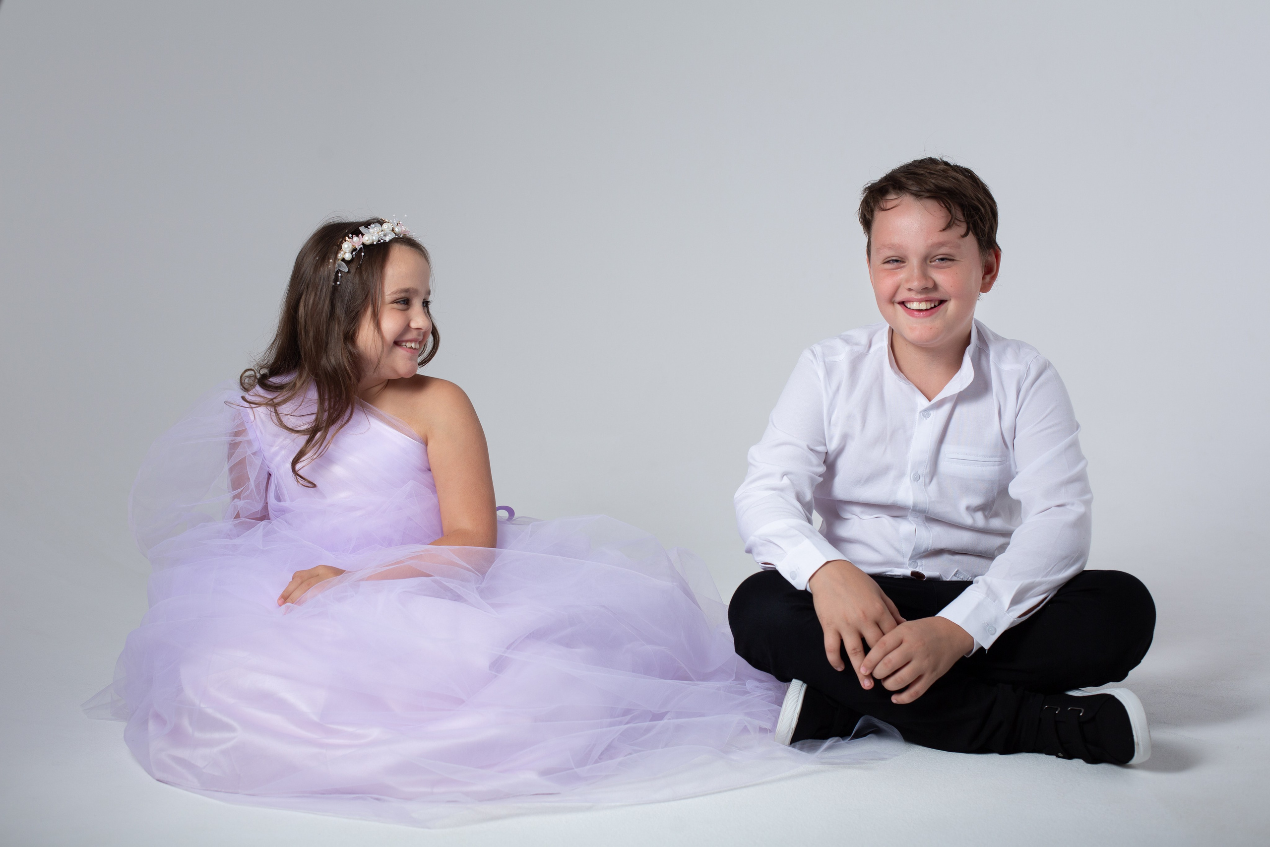 Детки. Фотограф Julia Milton | Портреты, съемки для маркетплейсов, лавстори, съёмка беременности в Санкт-Петербурге. Обучение фотографии в Спб очно