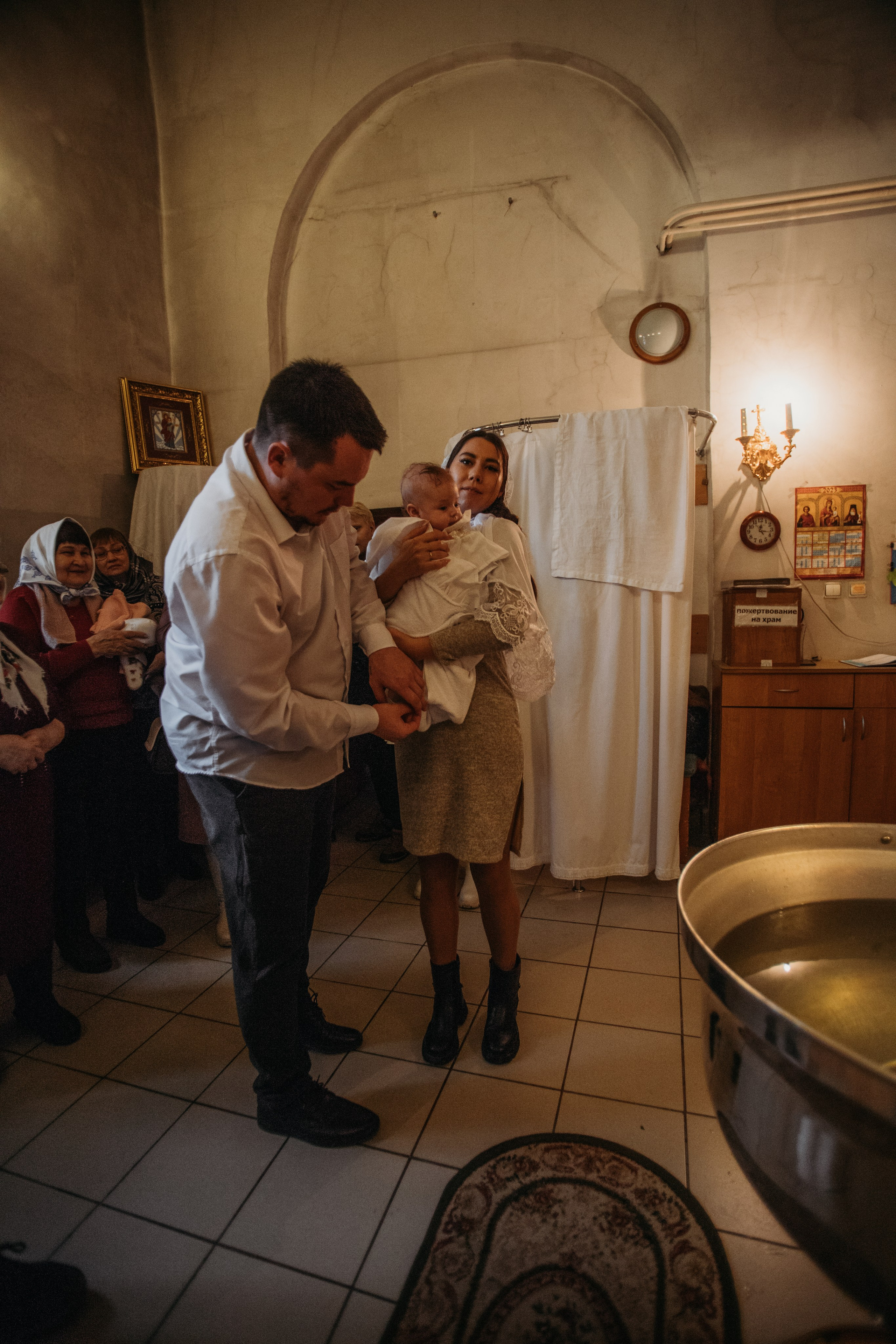Крещение Аглаи. Венера Гайн. Репортажный фотограф  Тюмень. Обучение фотографии с 0