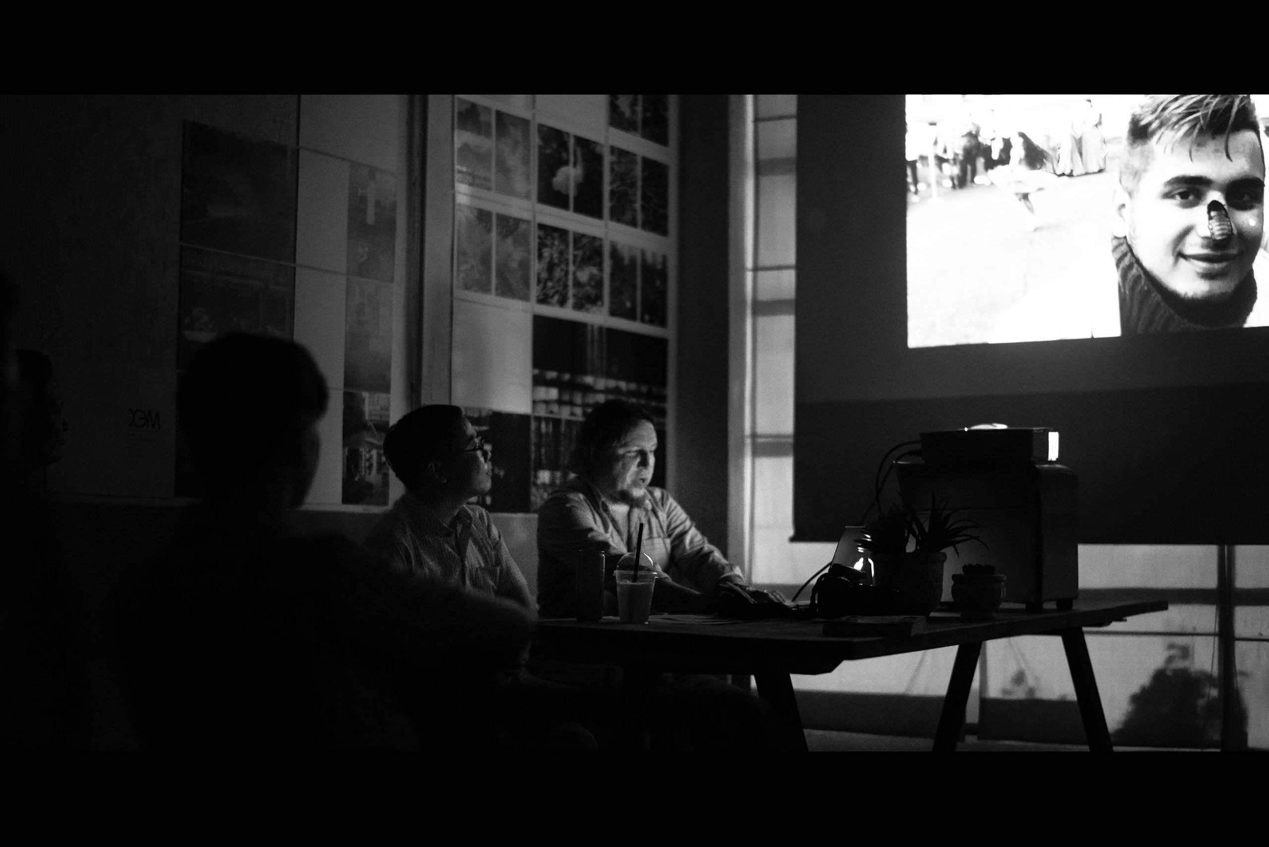 Фотограф Сергей Медведчиков в Сайгоне с выставкой '17. Юлия Розанова, коммерческий фоторепортаж в Москве