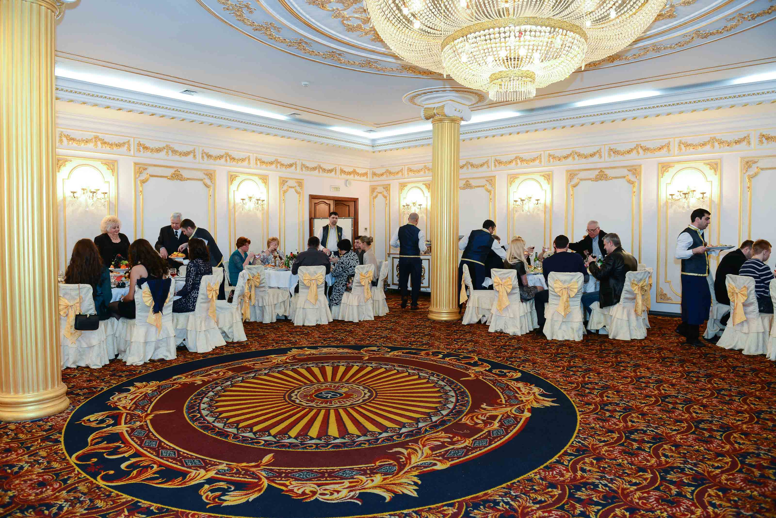 Юбилей в Соколиной охоте. Юлия Розанова, коммерческий фоторепортаж в Москве