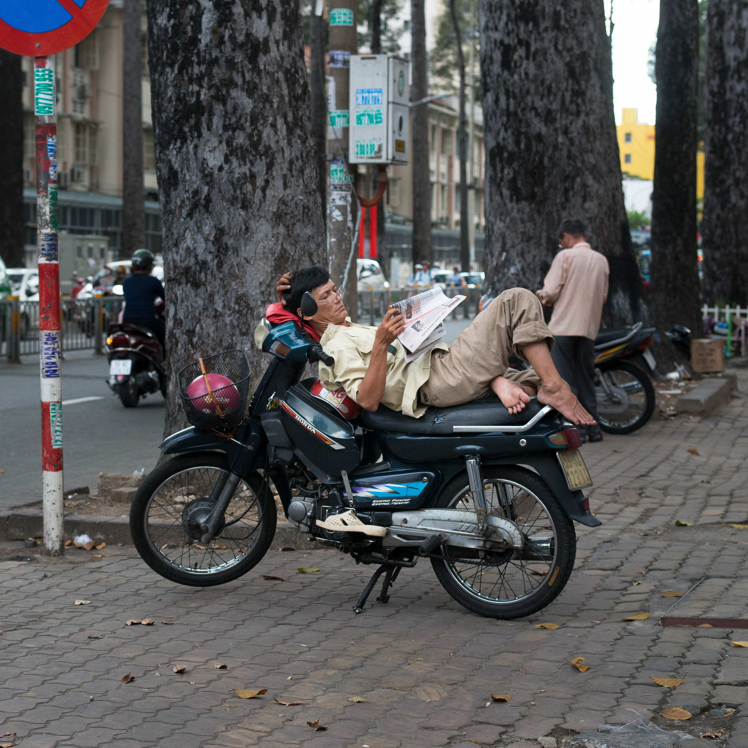 Saigonstreet. Юлия Розанова, коммерческий фоторепортаж в Москве