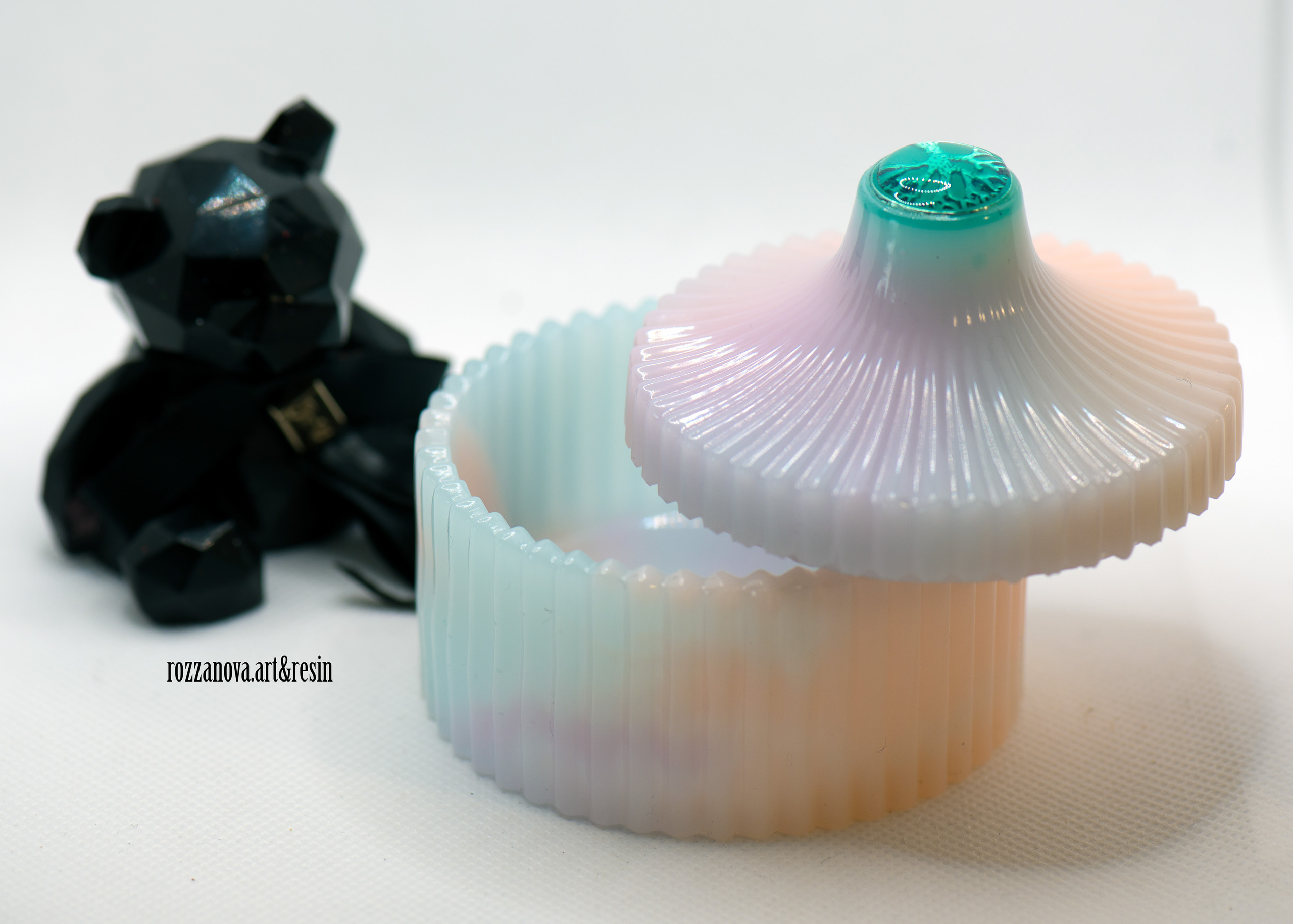 Resinart. Юлия Розанова, коммерческий фоторепортаж в Москве