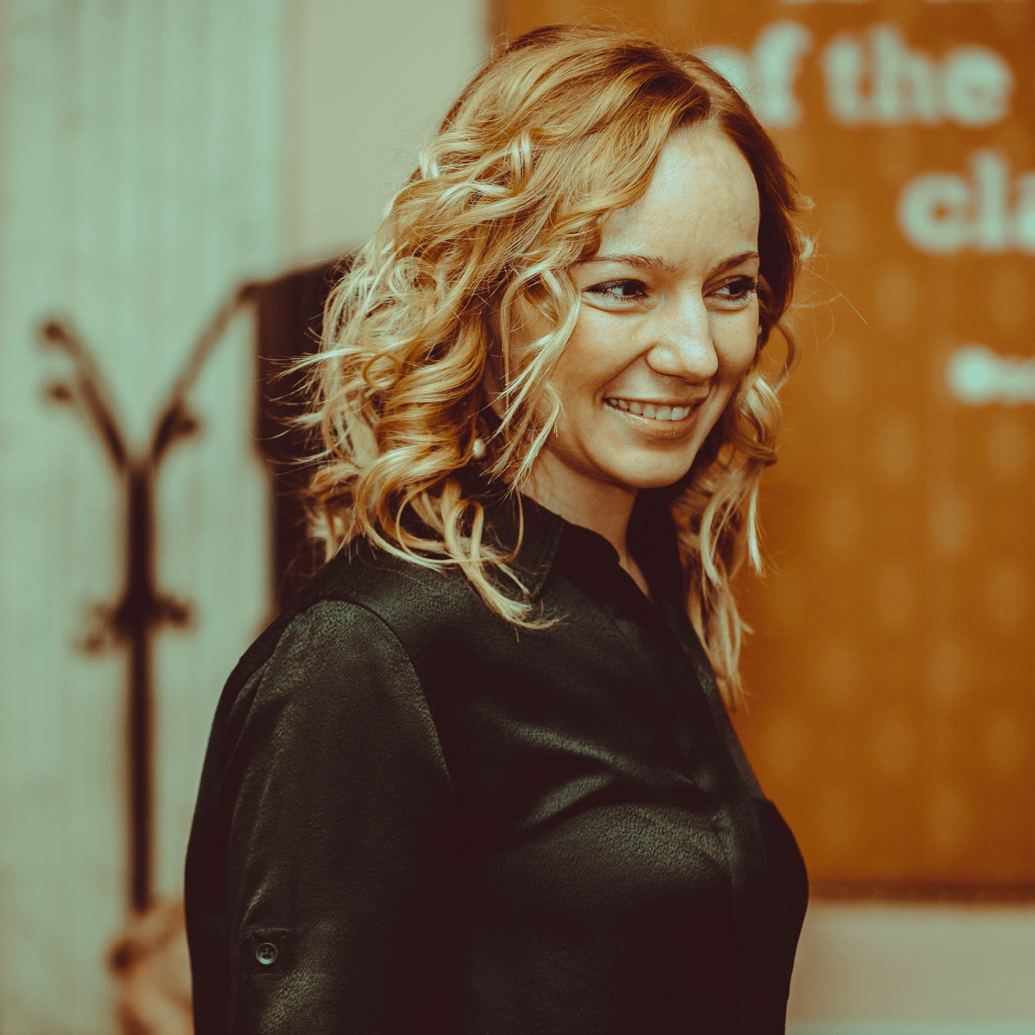 Литературный вечер в «Fat Cat». Юлия Розанова, коммерческий фоторепортаж в Москве