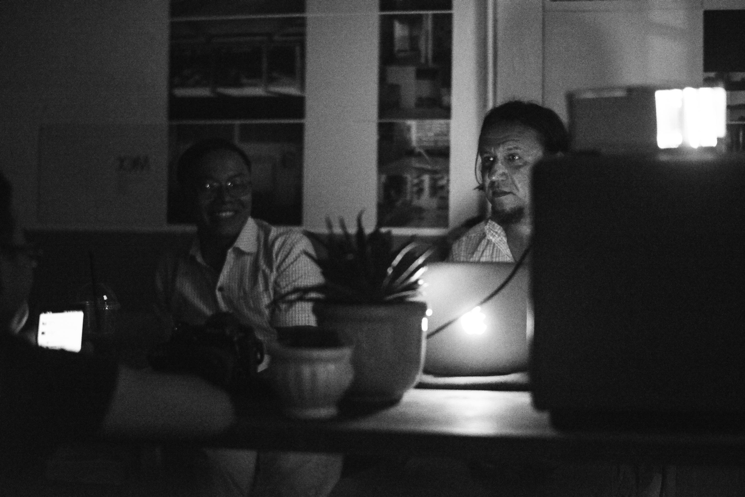 Фотограф Сергей Медведчиков в Сайгоне с выставкой '17. Юлия Розанова, коммерческий фоторепортаж в Москве