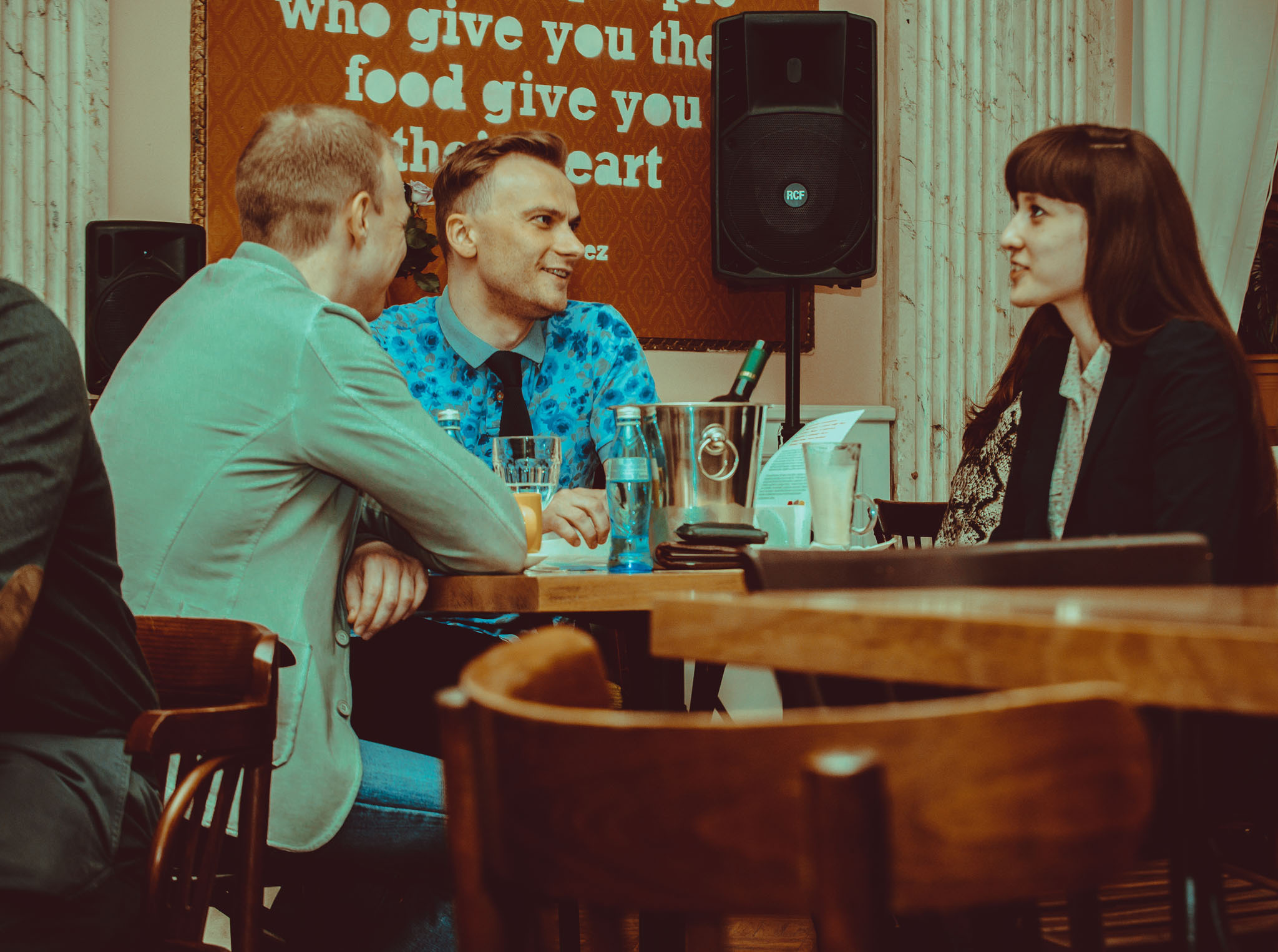 Литературный вечер в «Fat Cat». Юлия Розанова, коммерческий фоторепортаж в Москве