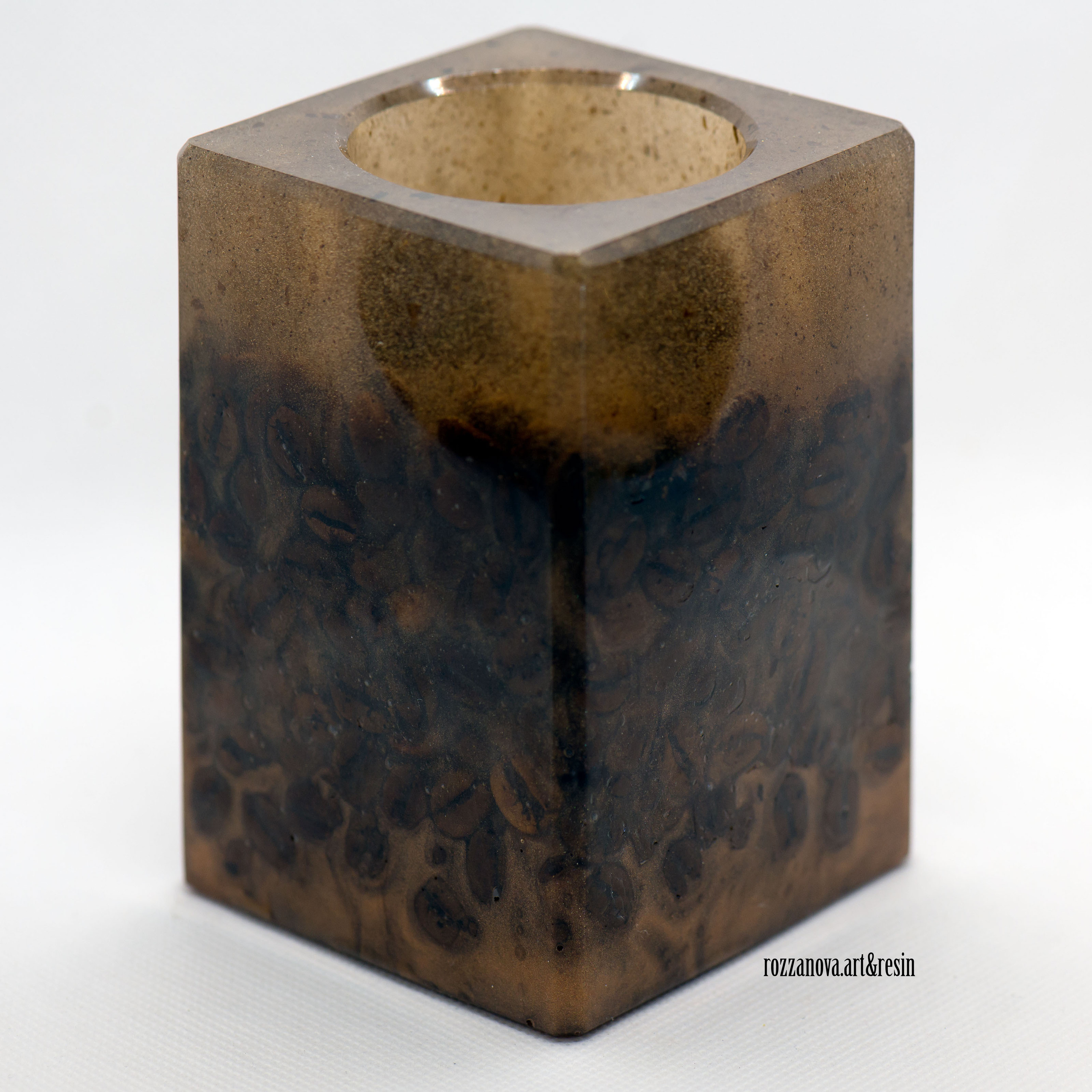 Resinart. Юлия Розанова, коммерческий фоторепортаж в Москве