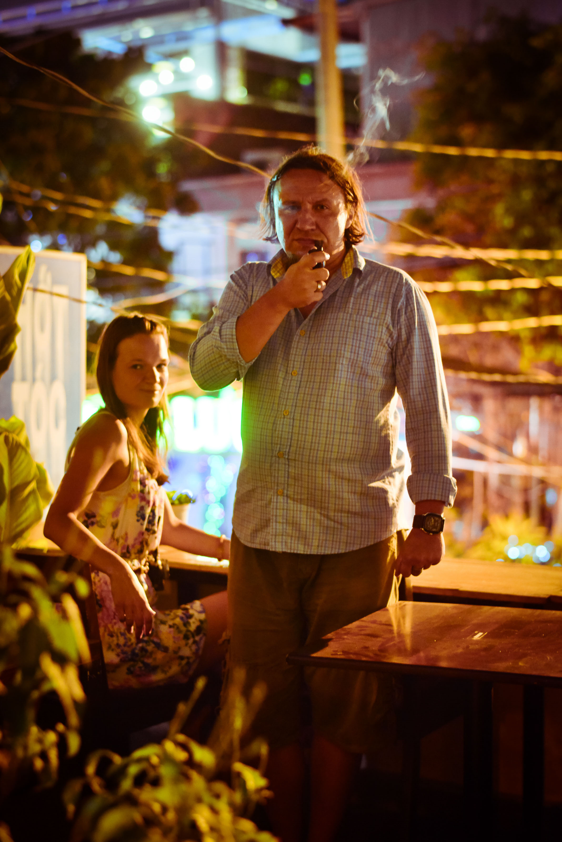 Фотограф Сергей Медведчиков в Сайгоне с выставкой '17. Юлия Розанова, коммерческий фоторепортаж в Москве