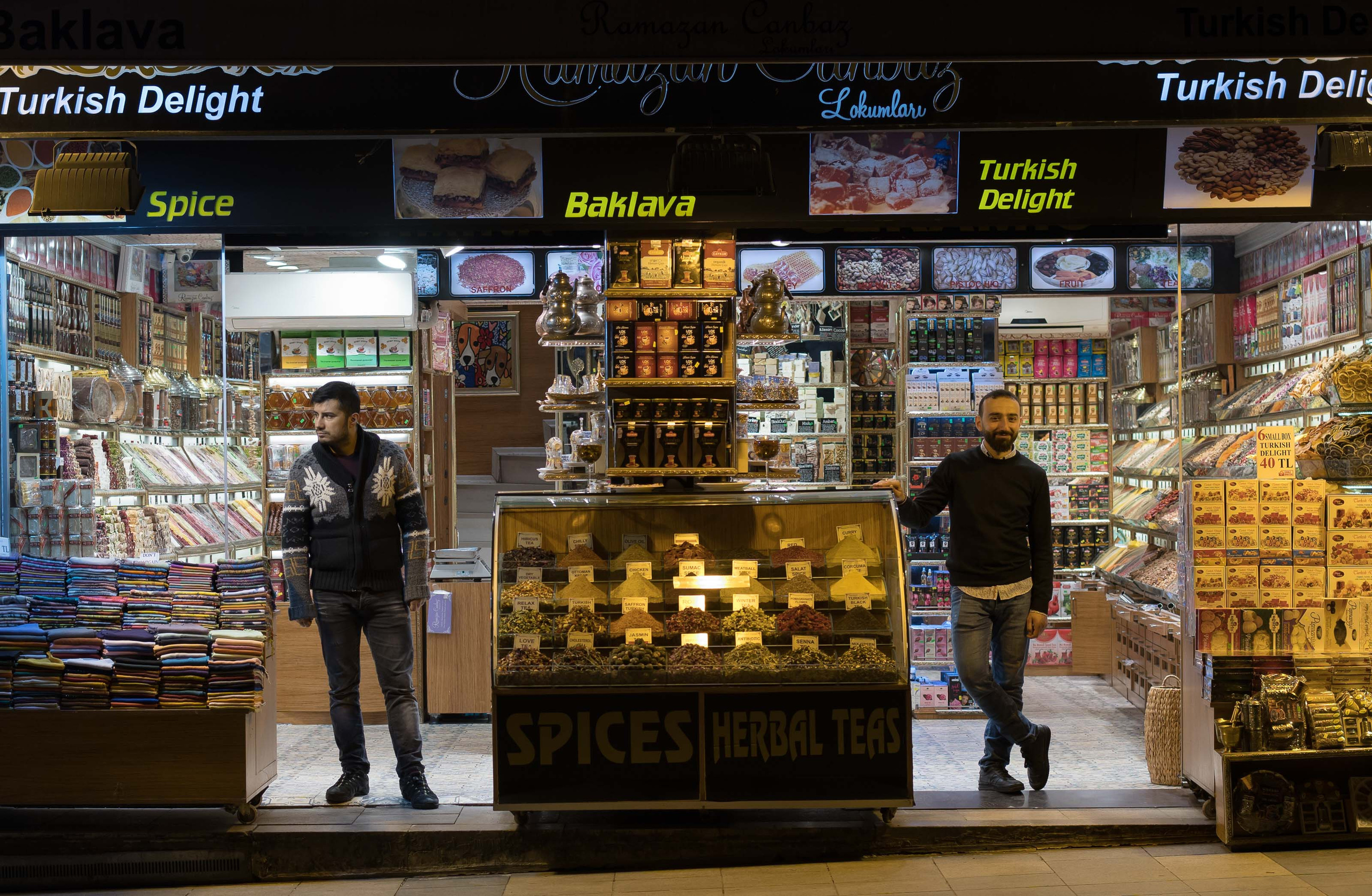 Стамбул '20. Юлия Розанова, коммерческий фоторепортаж в Москве