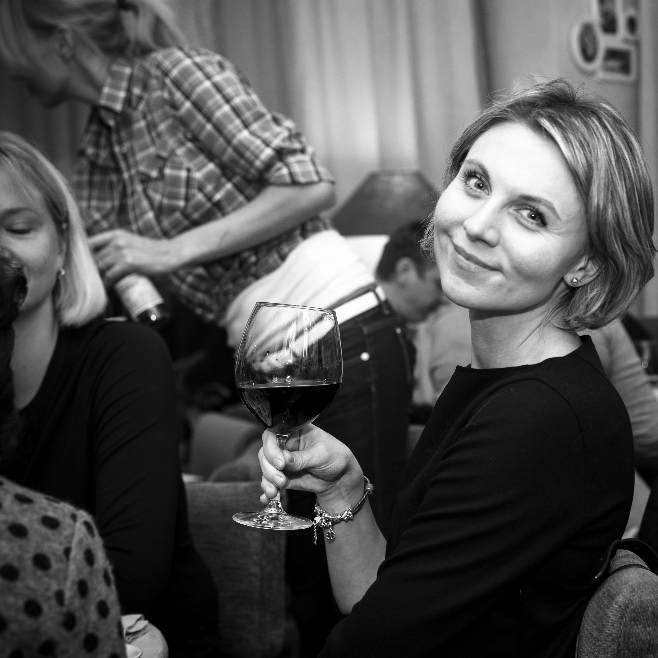 Литературные чтения. «Хитрые люди». Юлия Розанова, коммерческий фоторепортаж в Москве