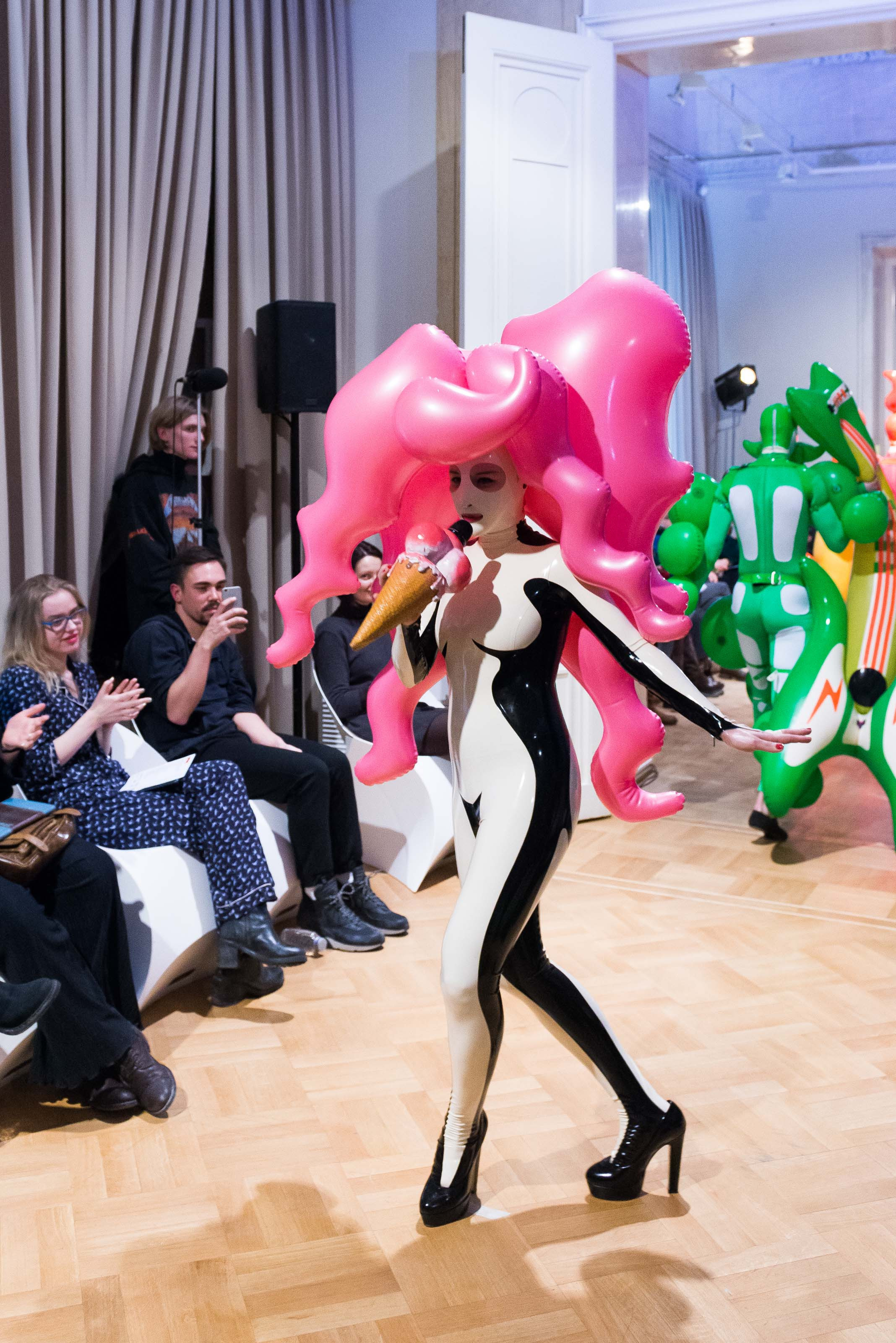 Показ мод молодых дизайнеров '16. Юлия Розанова, коммерческий фоторепортаж в Москве