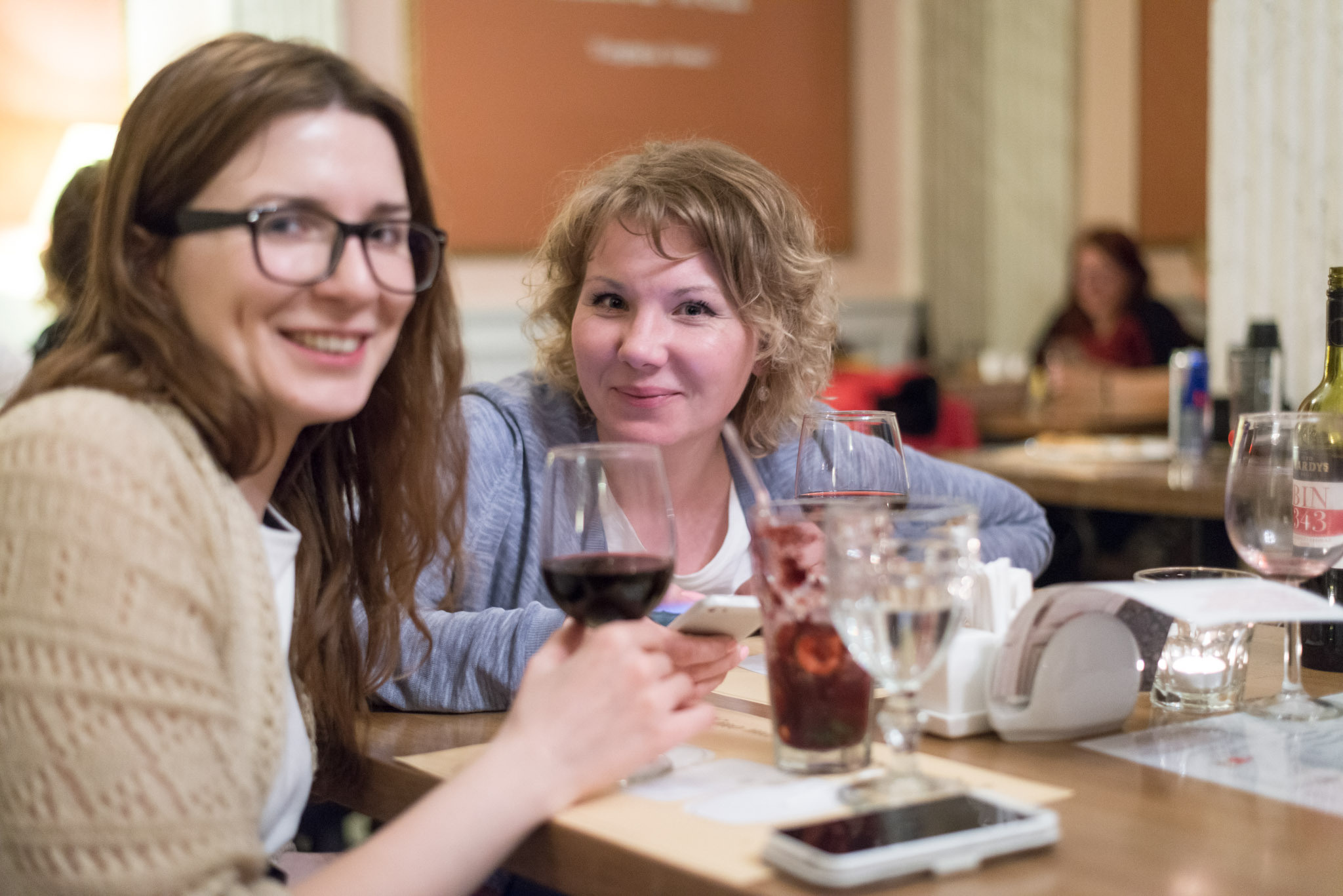 Литературный вечер в «Fat Cat». Юлия Розанова, коммерческий фоторепортаж в Москве