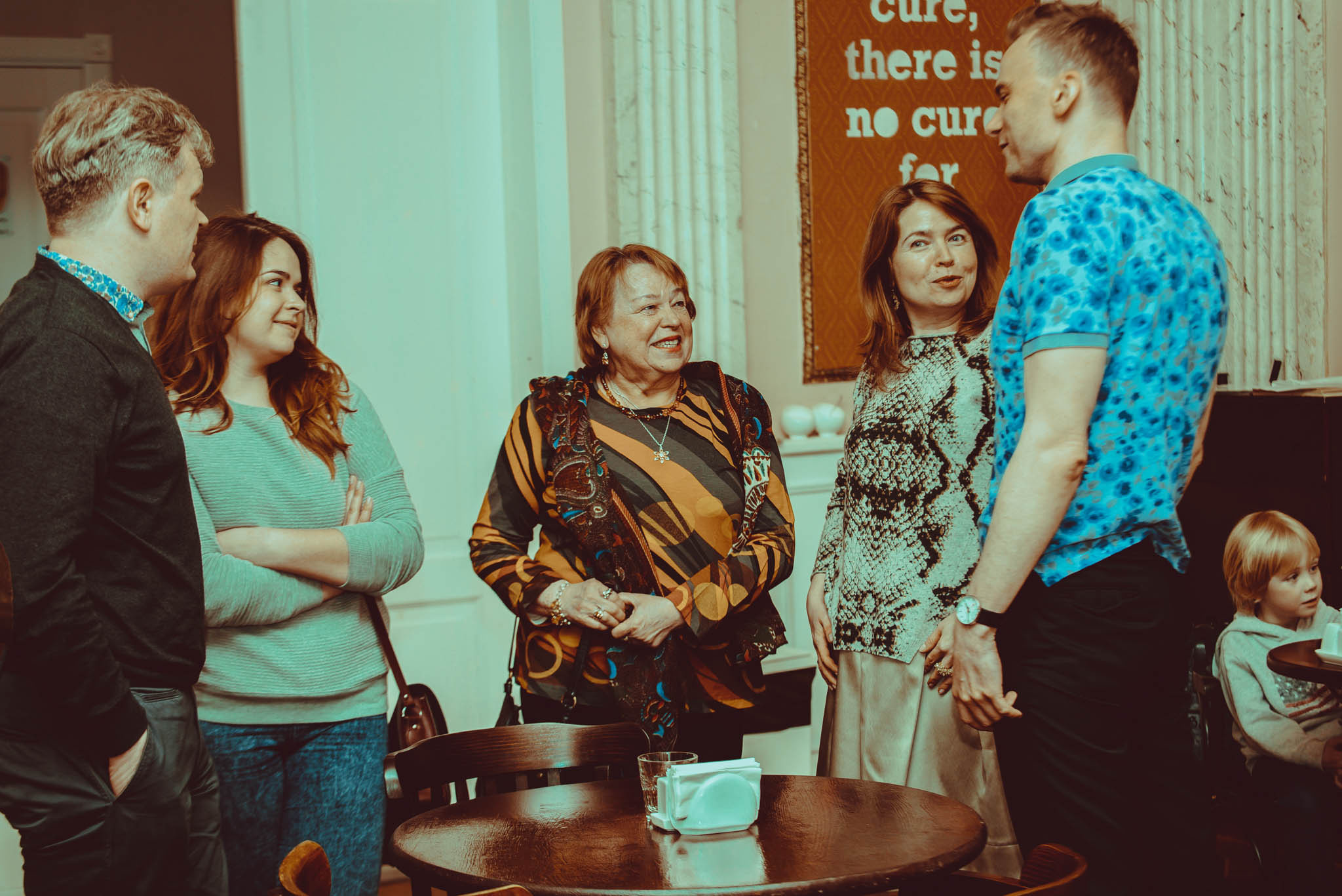 Литературный вечер в «Fat Cat». Юлия Розанова, коммерческий фоторепортаж в Москве