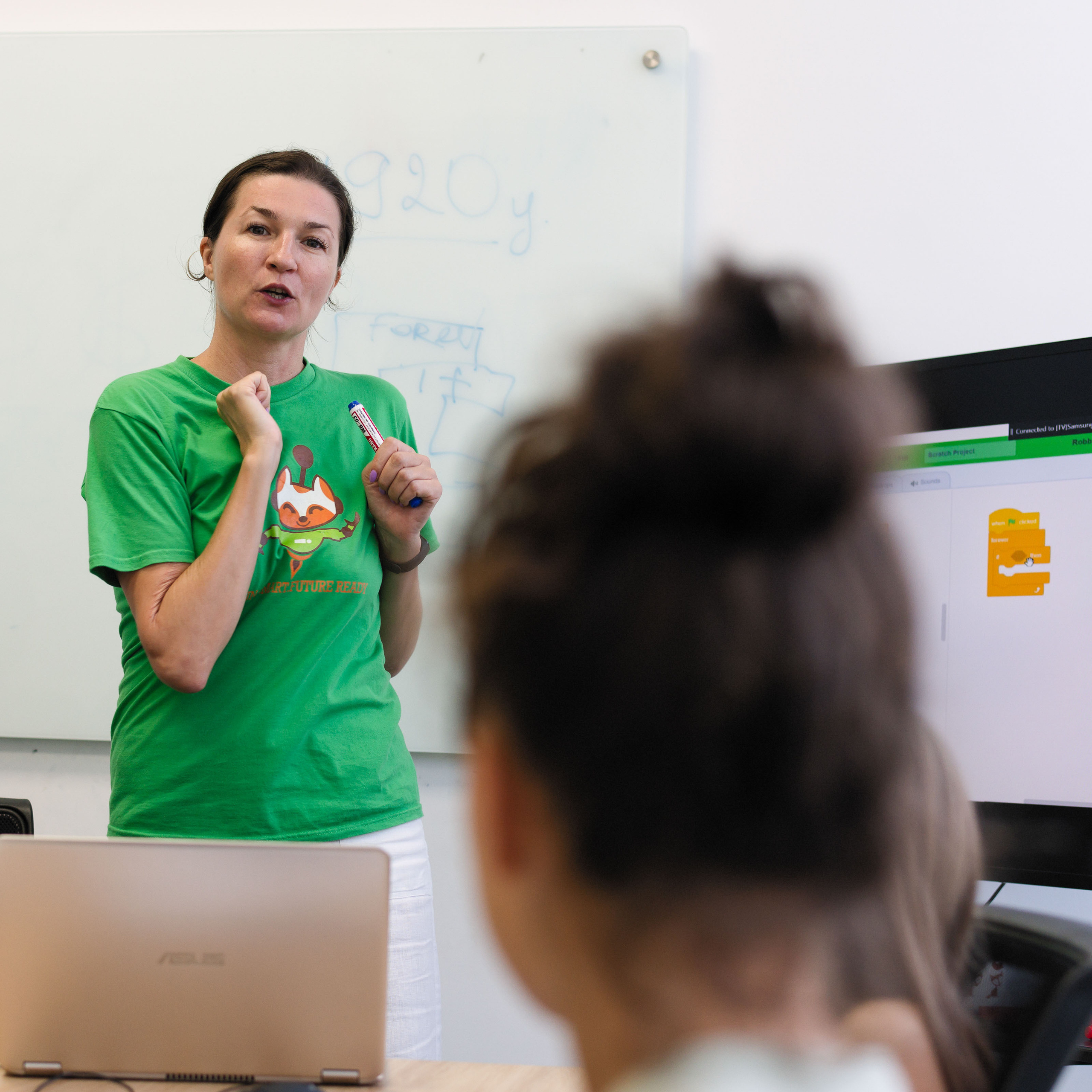 Robofox '20. Юлия Розанова, коммерческий фоторепортаж в Москве