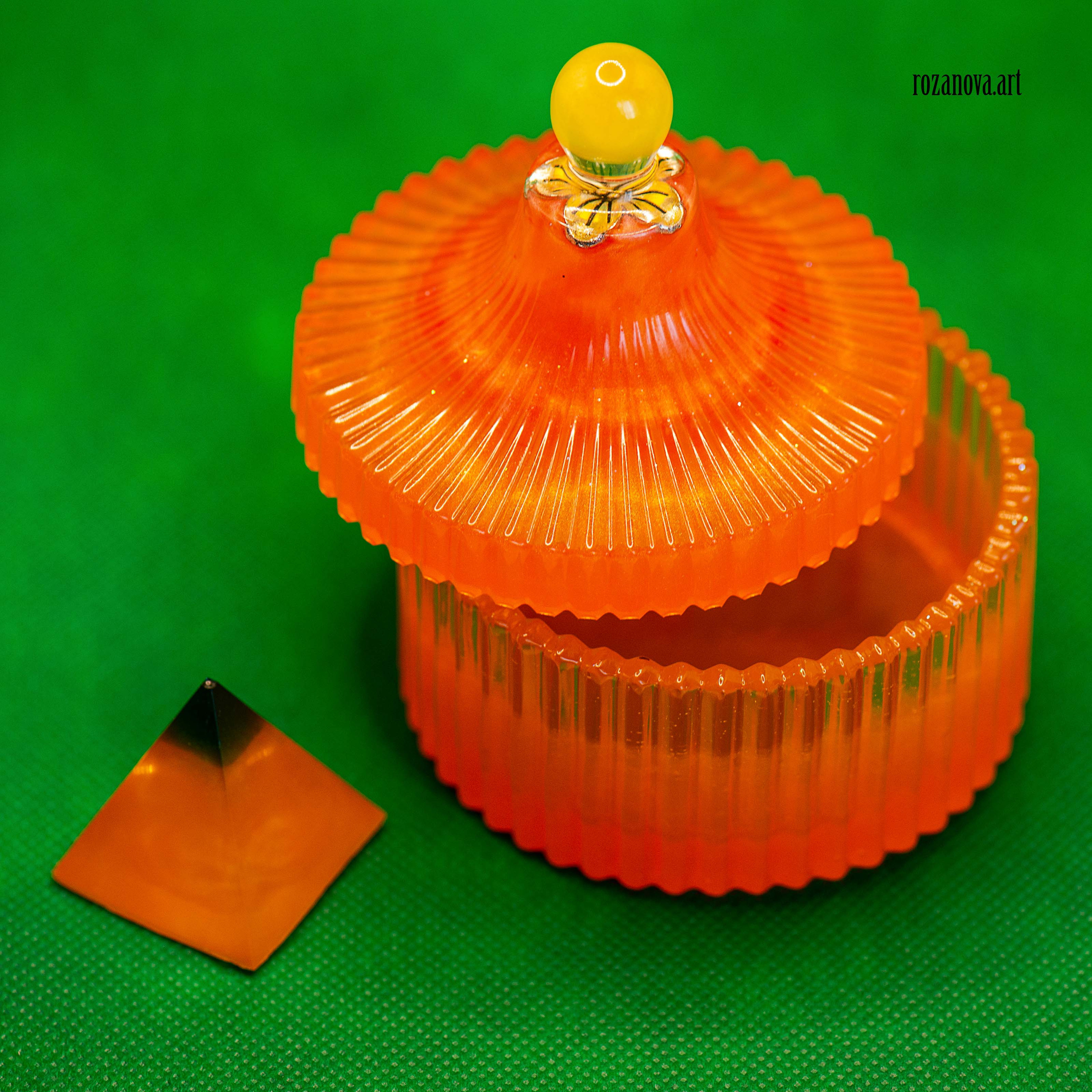 Resinart. Юлия Розанова, коммерческий фоторепортаж в Москве