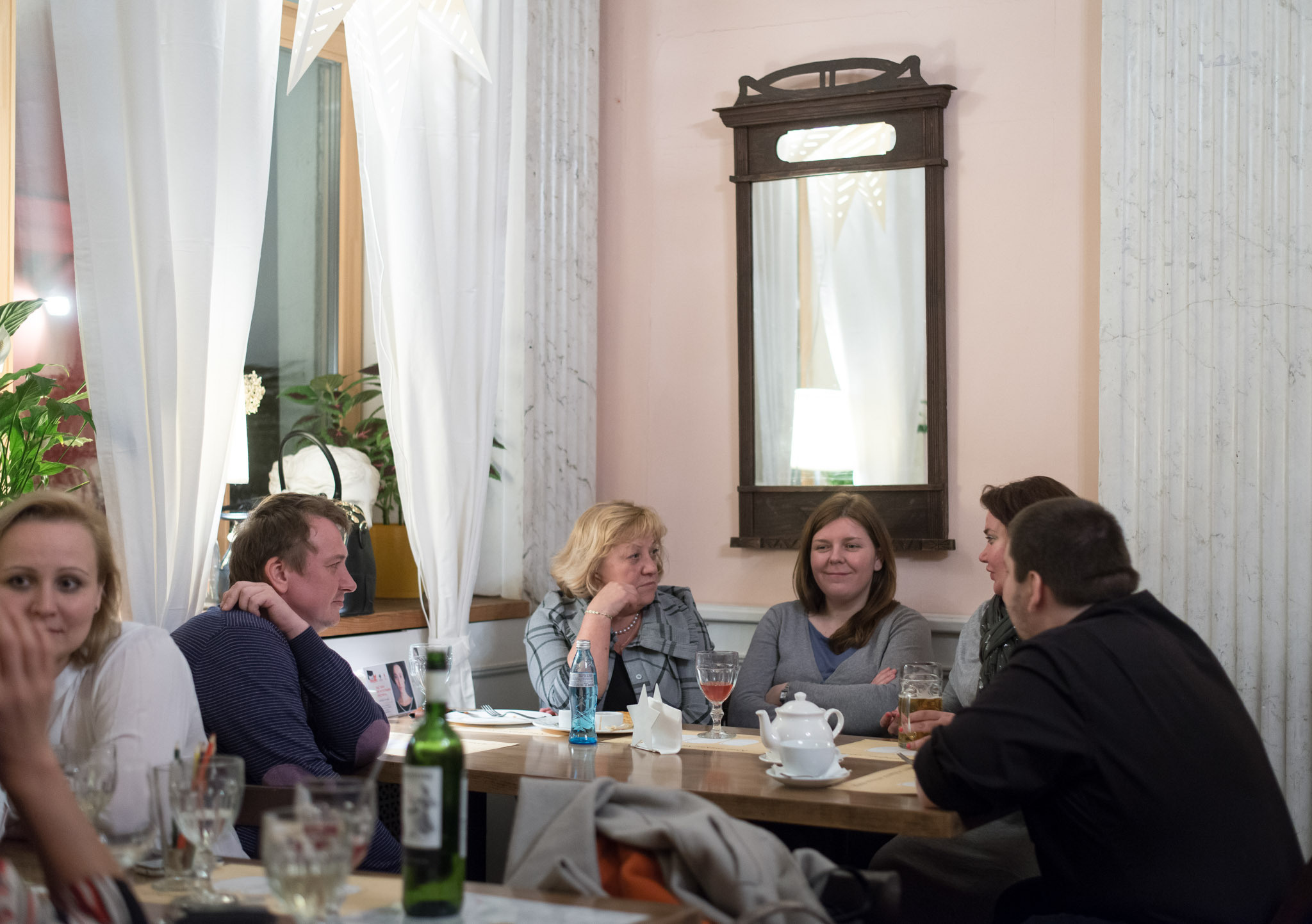 Литературный вечер в «Fat Cat». Юлия Розанова, коммерческий фоторепортаж в Москве