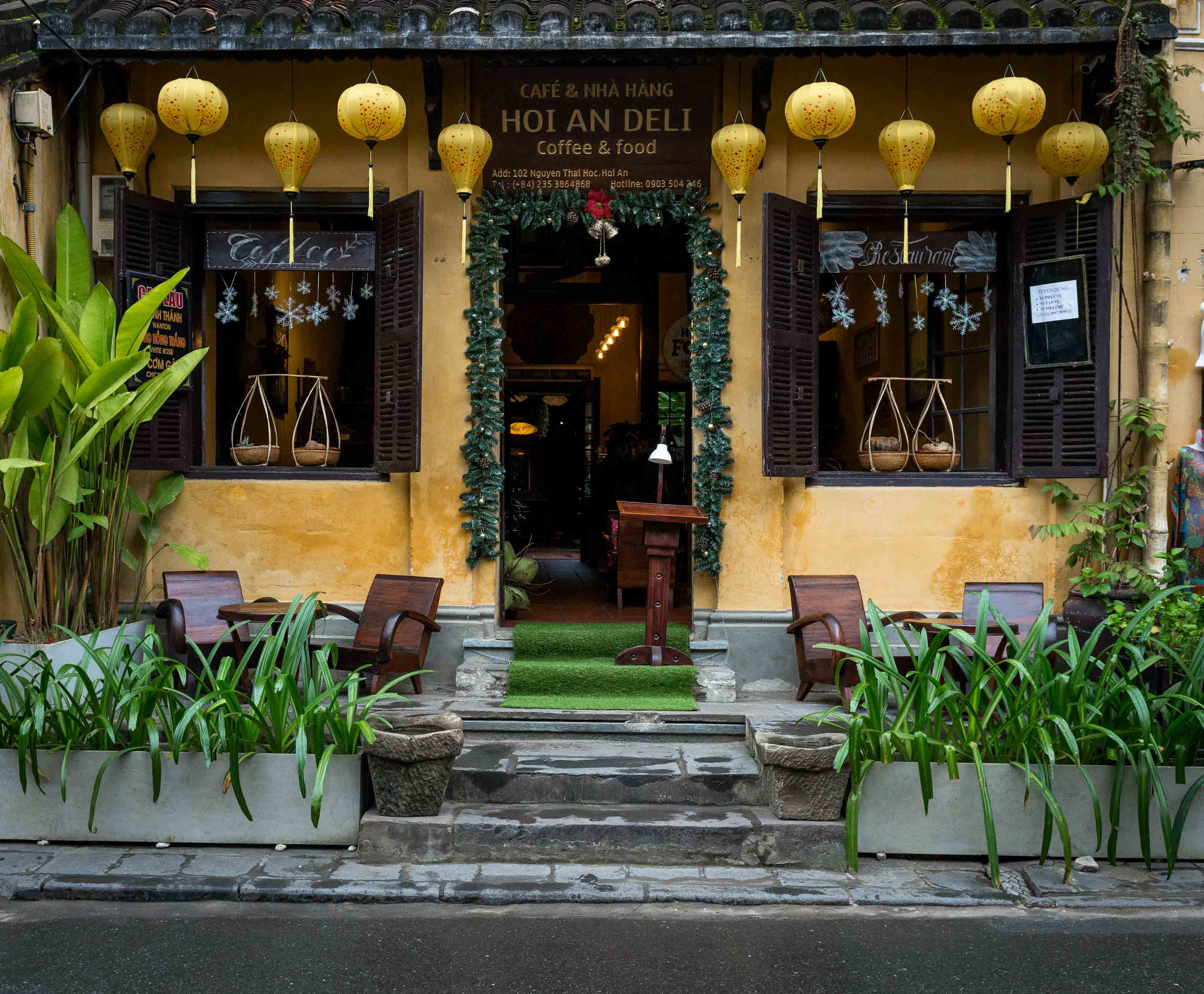 Хойан. Январь 2018. Юлия Розанова, коммерческий фоторепортаж в Москве