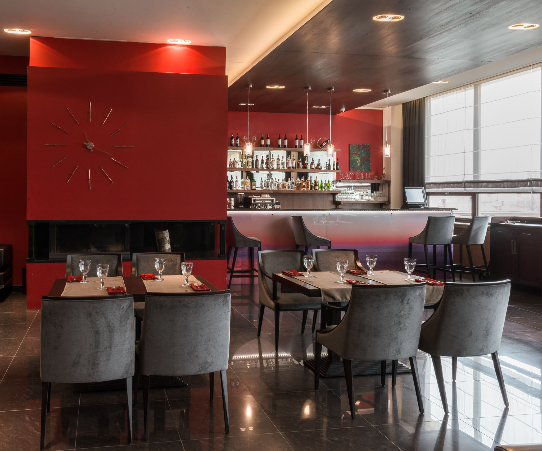 Ресторан на Шаболовке. Юлия Розанова, коммерческий фоторепортаж в Москве