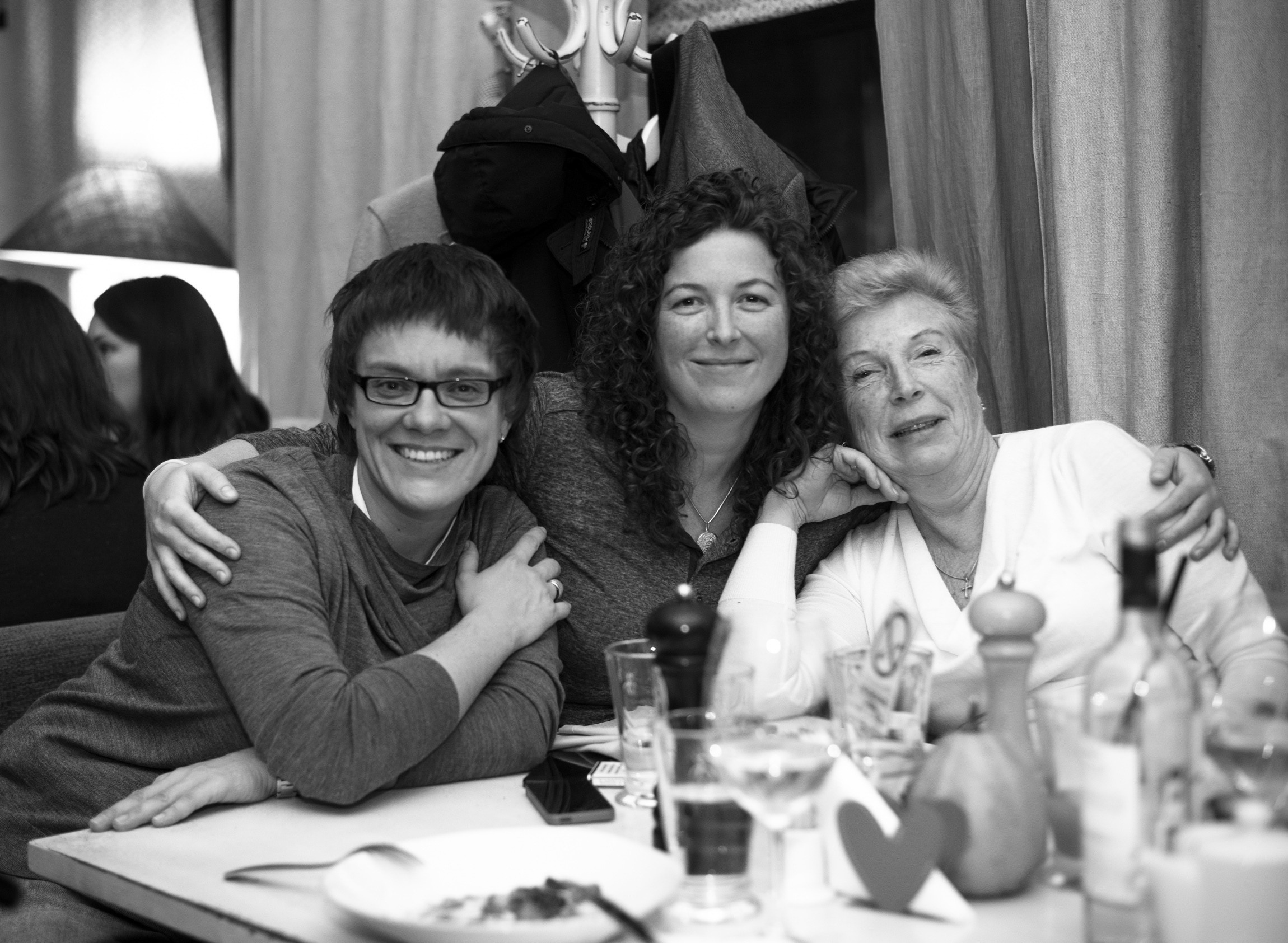 Литературные чтения. «Хитрые люди». Юлия Розанова, коммерческий фоторепортаж в Москве