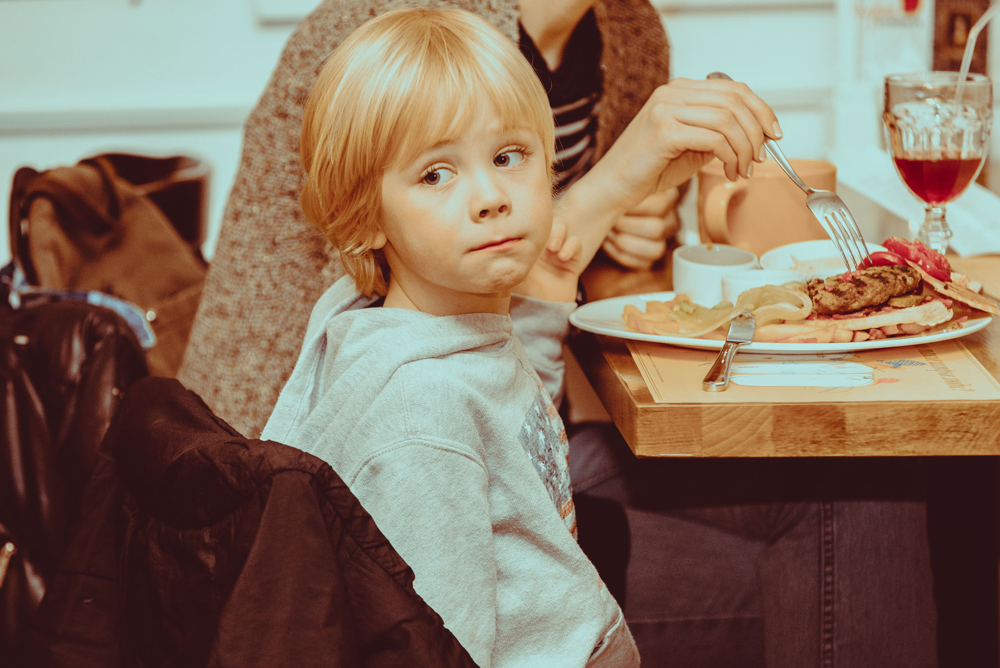 Литературный вечер в «Fat Cat». Юлия Розанова, коммерческий фоторепортаж в Москве