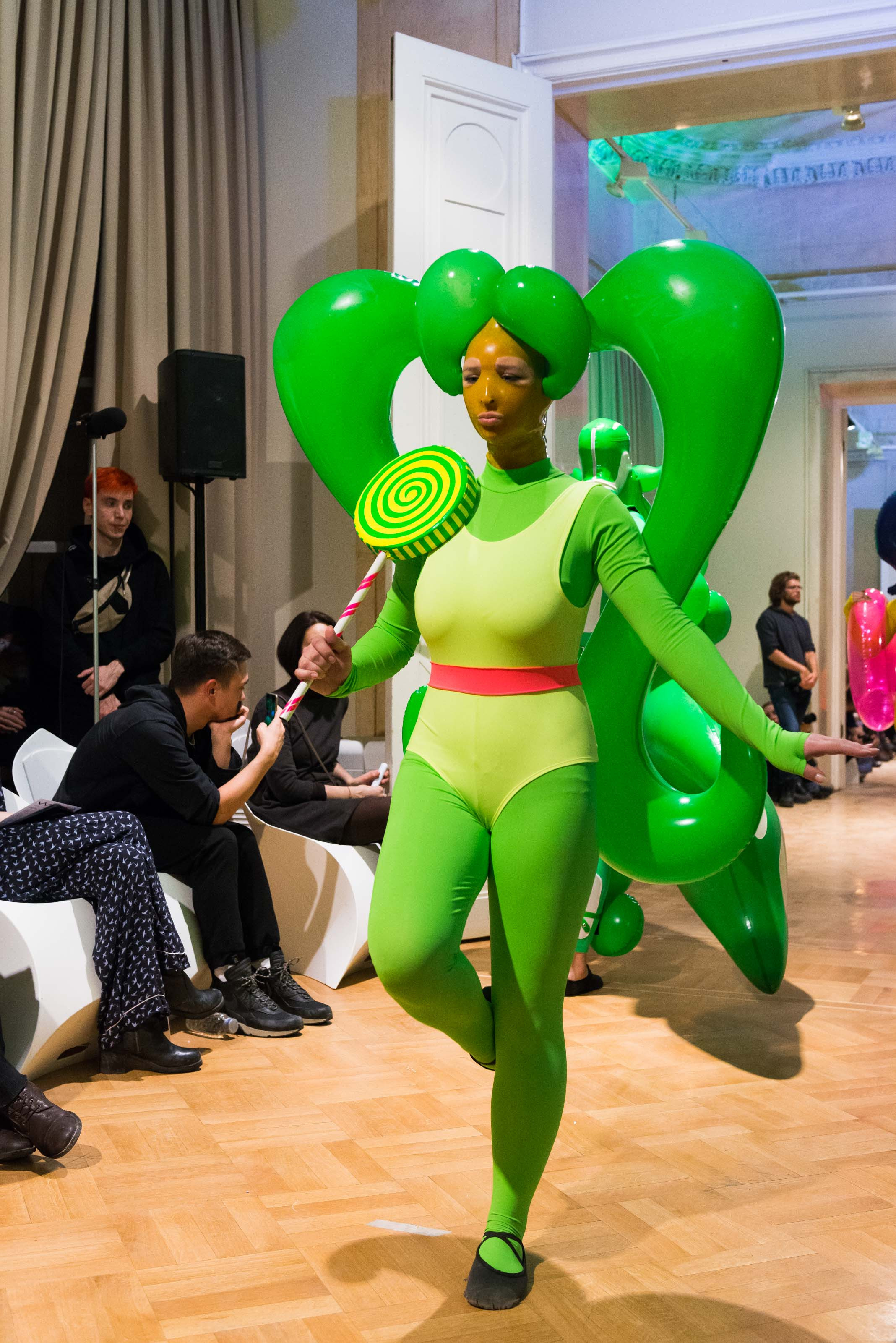 Показ мод молодых дизайнеров '16. Юлия Розанова, коммерческий фоторепортаж в Москве