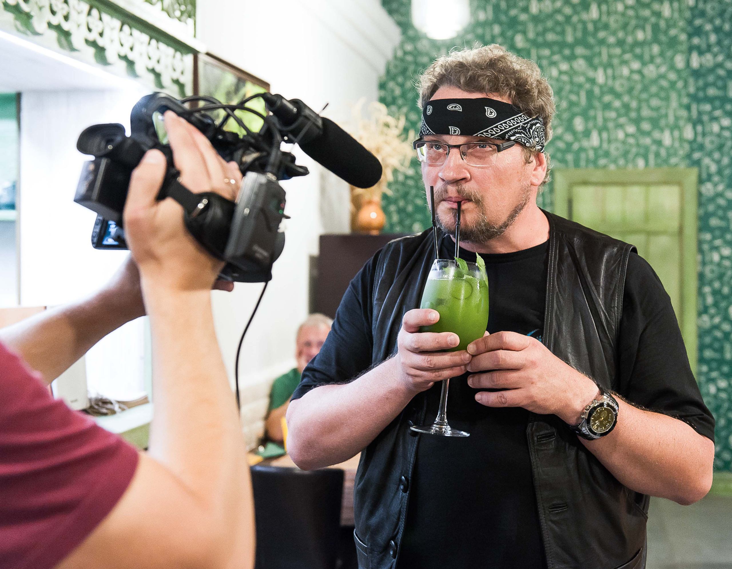 Огурец. Суздаль. Юлия Розанова, коммерческий фоторепортаж в Москве